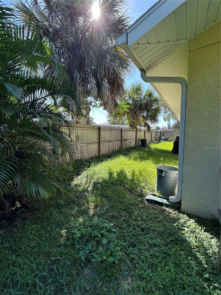 1791 EZELLE AVENUE, Largo, FL 33770 1791 EZELLE AVENUE, Largo, FL 33770