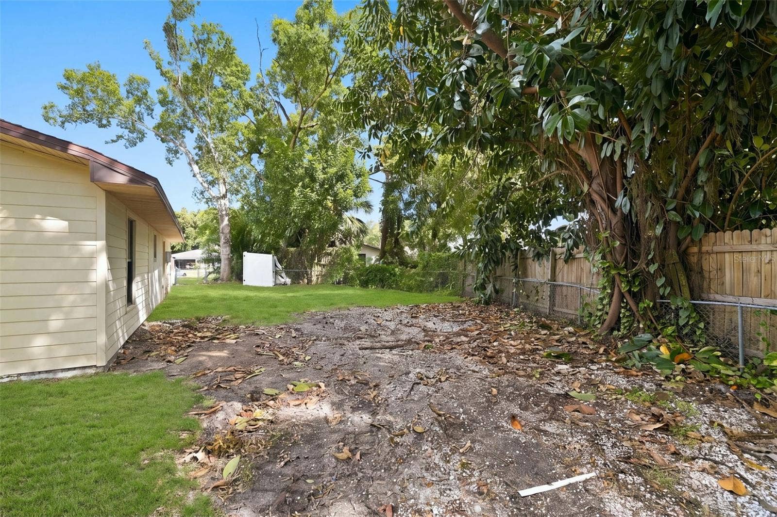 8326 SYLVAN WOODS DRIVE, Sarasota, FL 34243