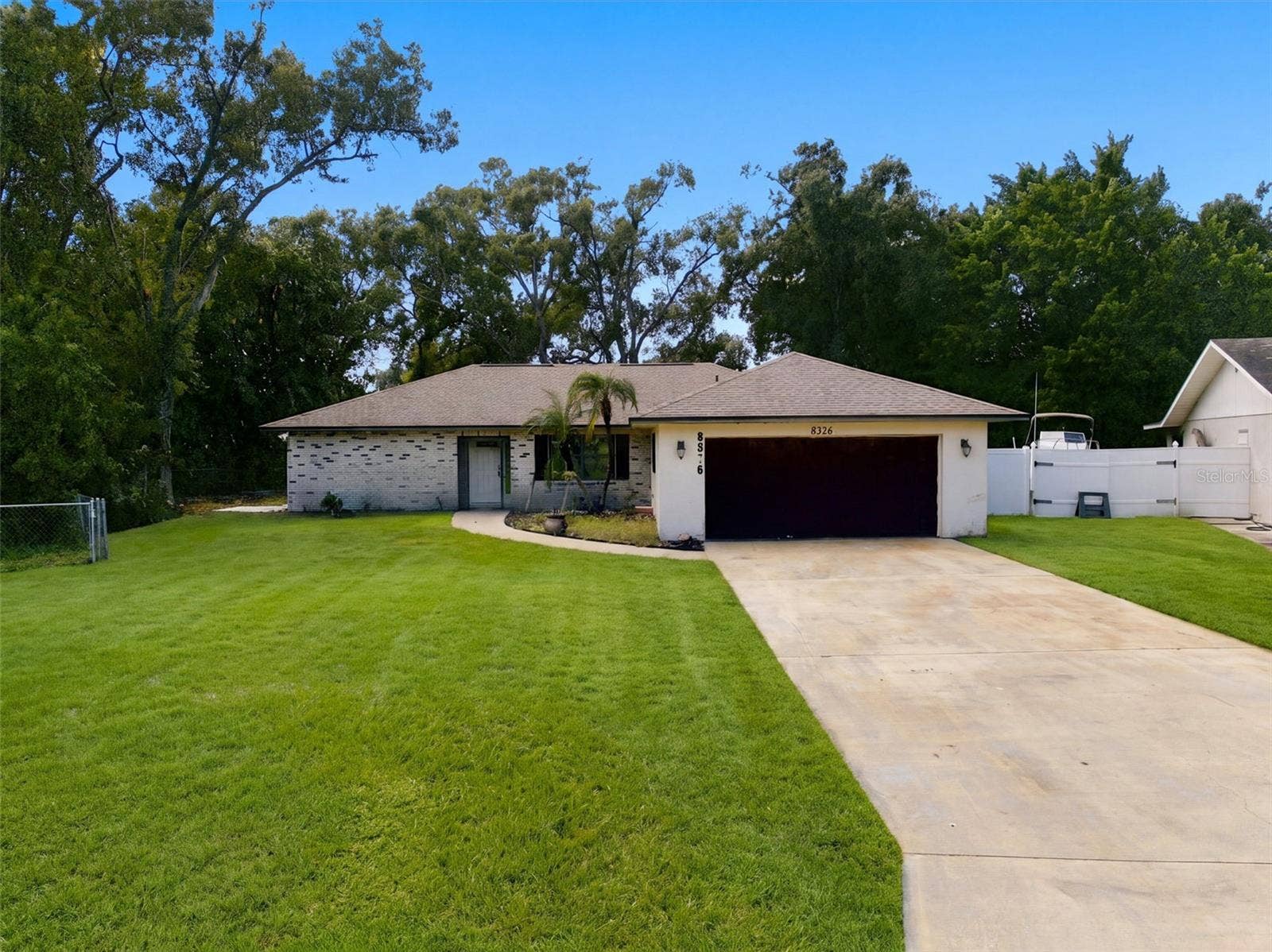 8326 SYLVAN WOODS DRIVE, Sarasota, FL 34243