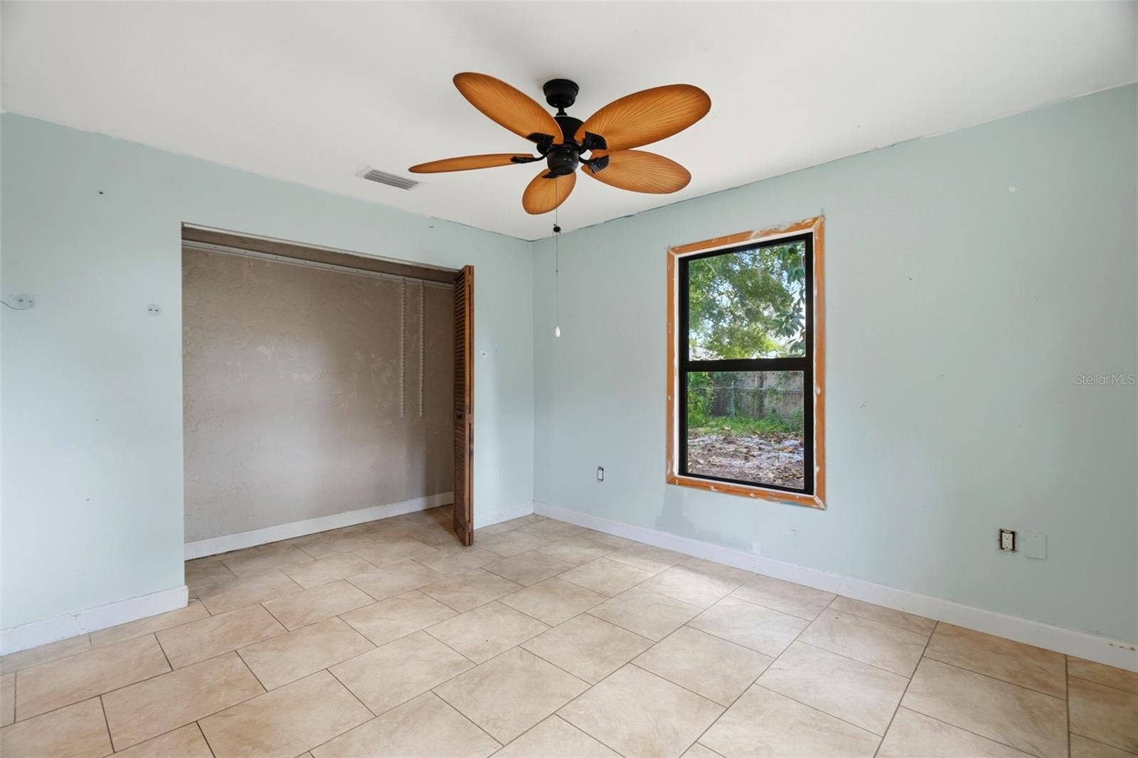 8326 SYLVAN WOODS DRIVE, Sarasota, FL 34243