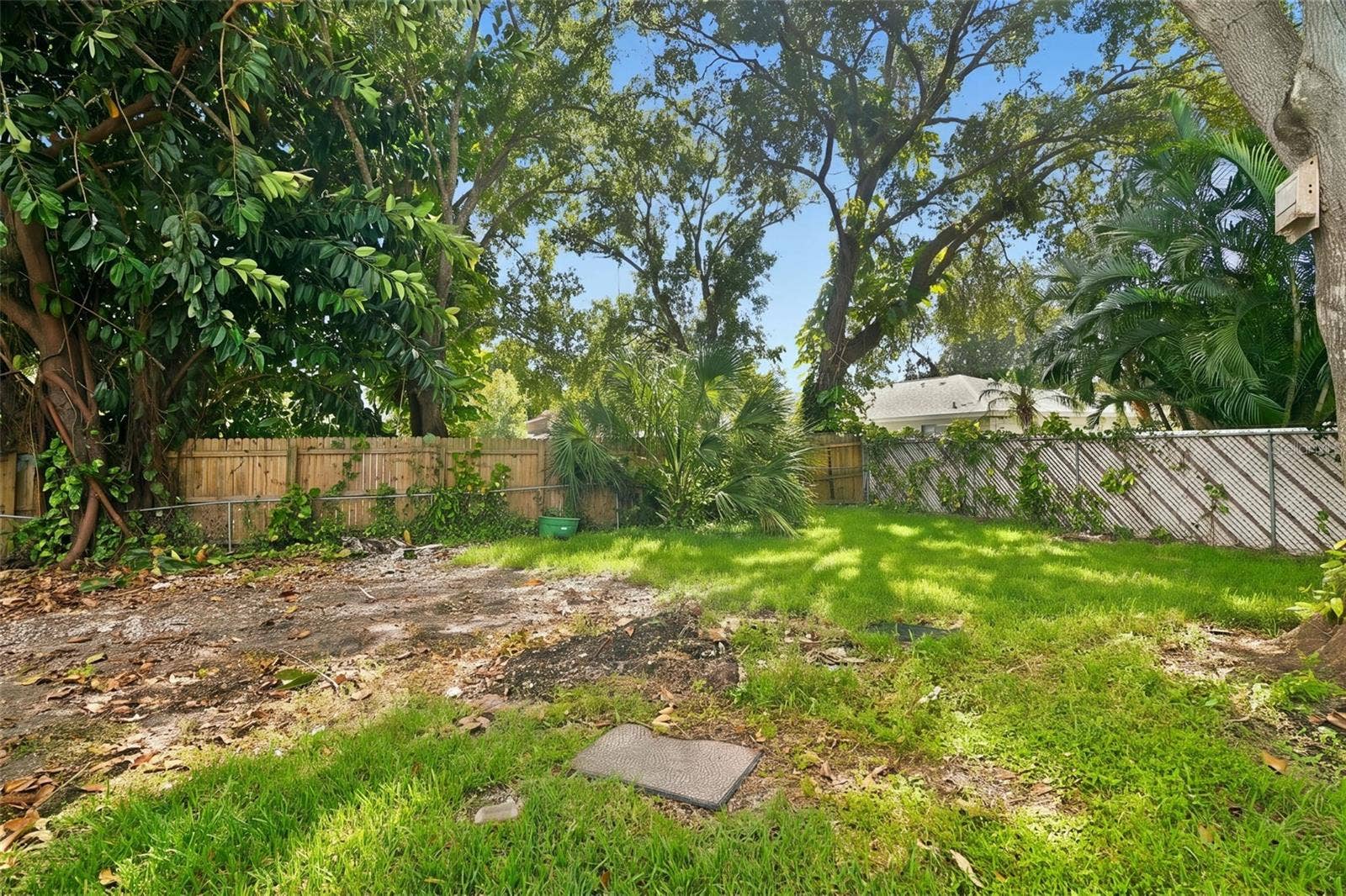 8326 SYLVAN WOODS DRIVE, Sarasota, FL 34243