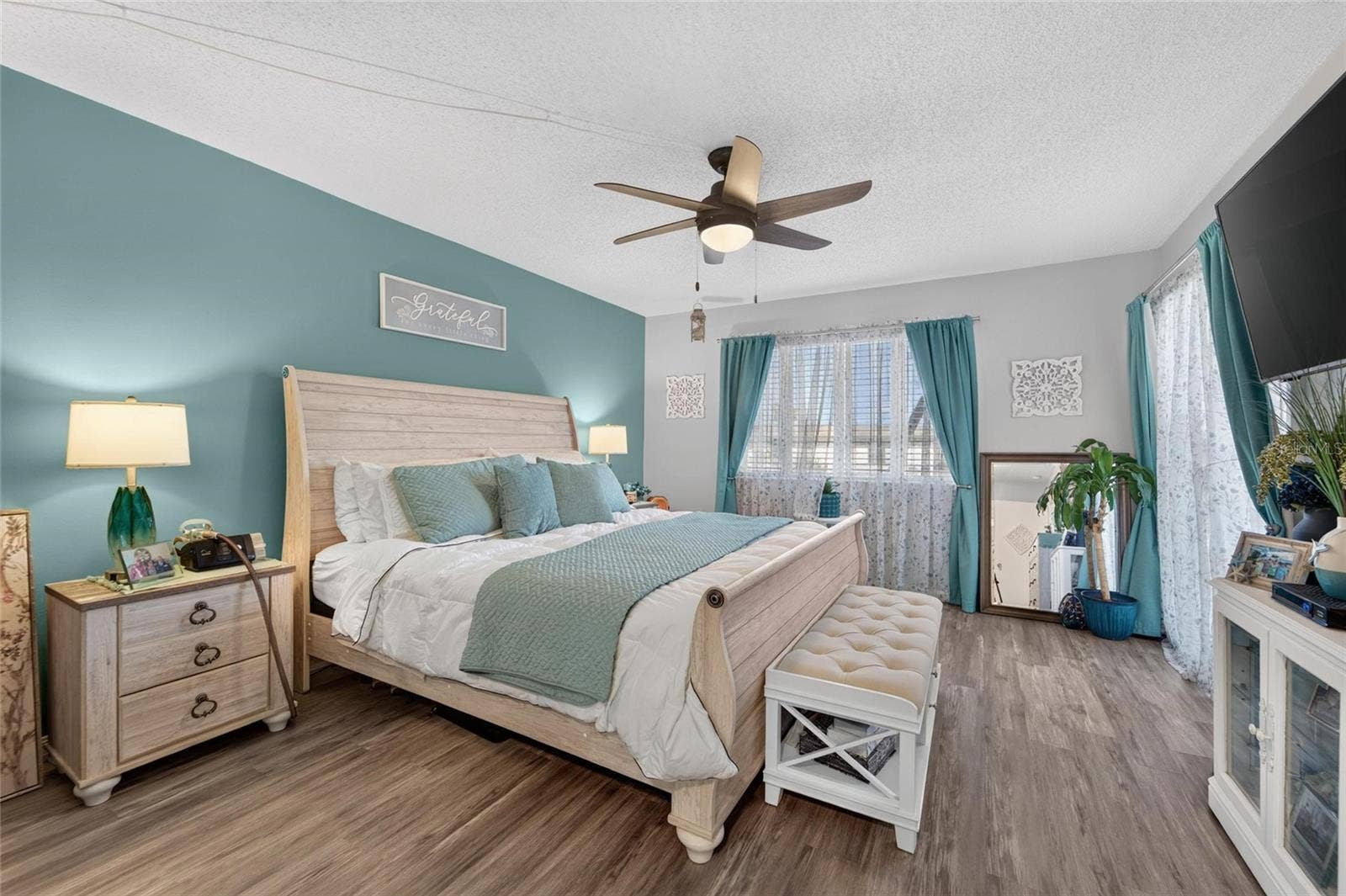 19029 US HIGHWAY 19 N, #9-202, Clearwater, FL 33764 19029 US HIGHWAY 19 N, #9-202, Clearwater, FL 33764