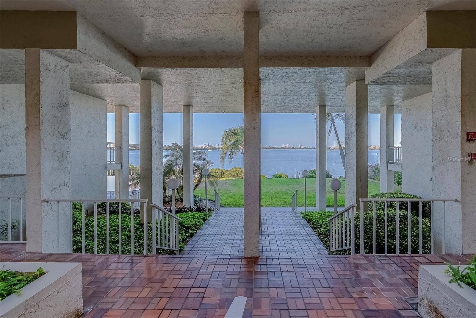 500 N OSCEOLA AVENUE, #609, Clearwater, FL 33755 500 N OSCEOLA AVENUE, #609, Clearwater, FL 33755