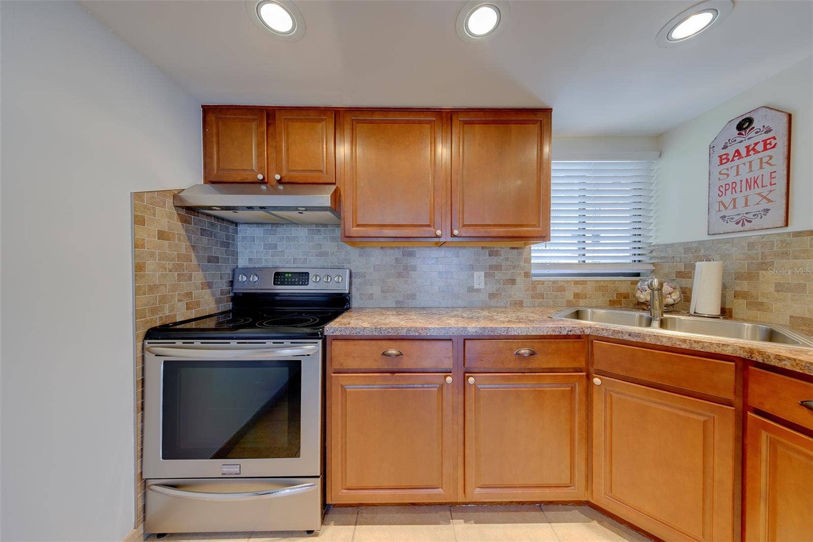 500 N OSCEOLA AVENUE, #609, Clearwater, FL 33755 500 N OSCEOLA AVENUE, #609, Clearwater, FL 33755