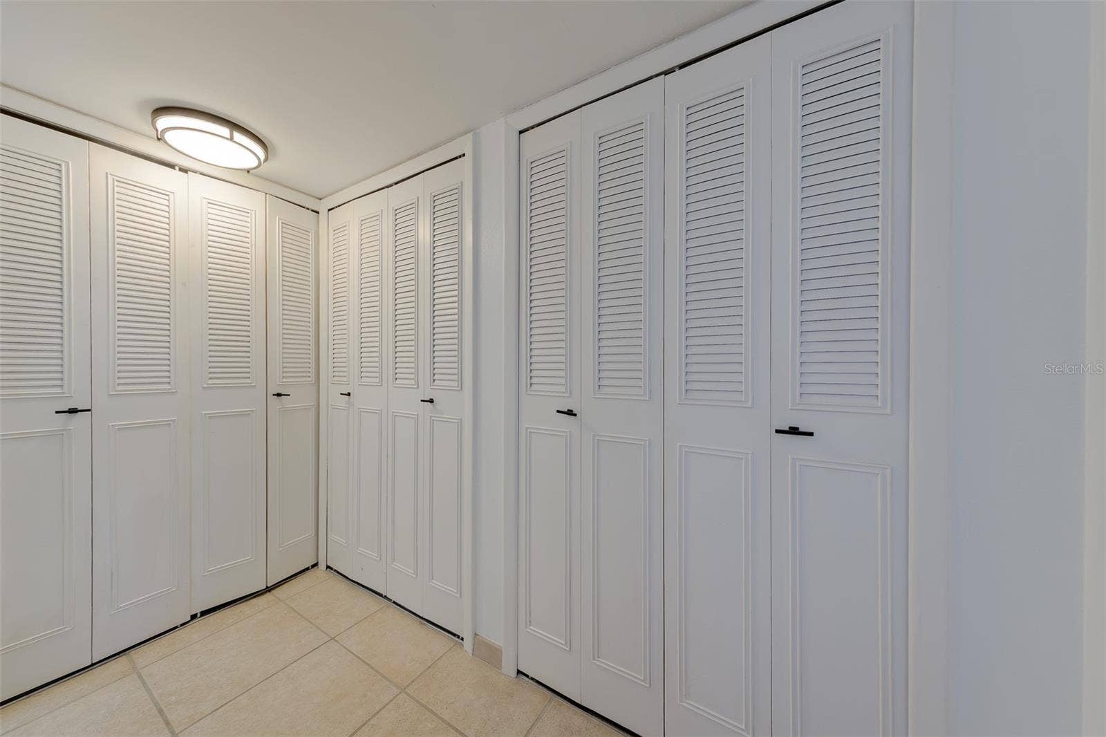 500 N OSCEOLA AVENUE, #609, Clearwater, FL 33755 500 N OSCEOLA AVENUE, #609, Clearwater, FL 33755
