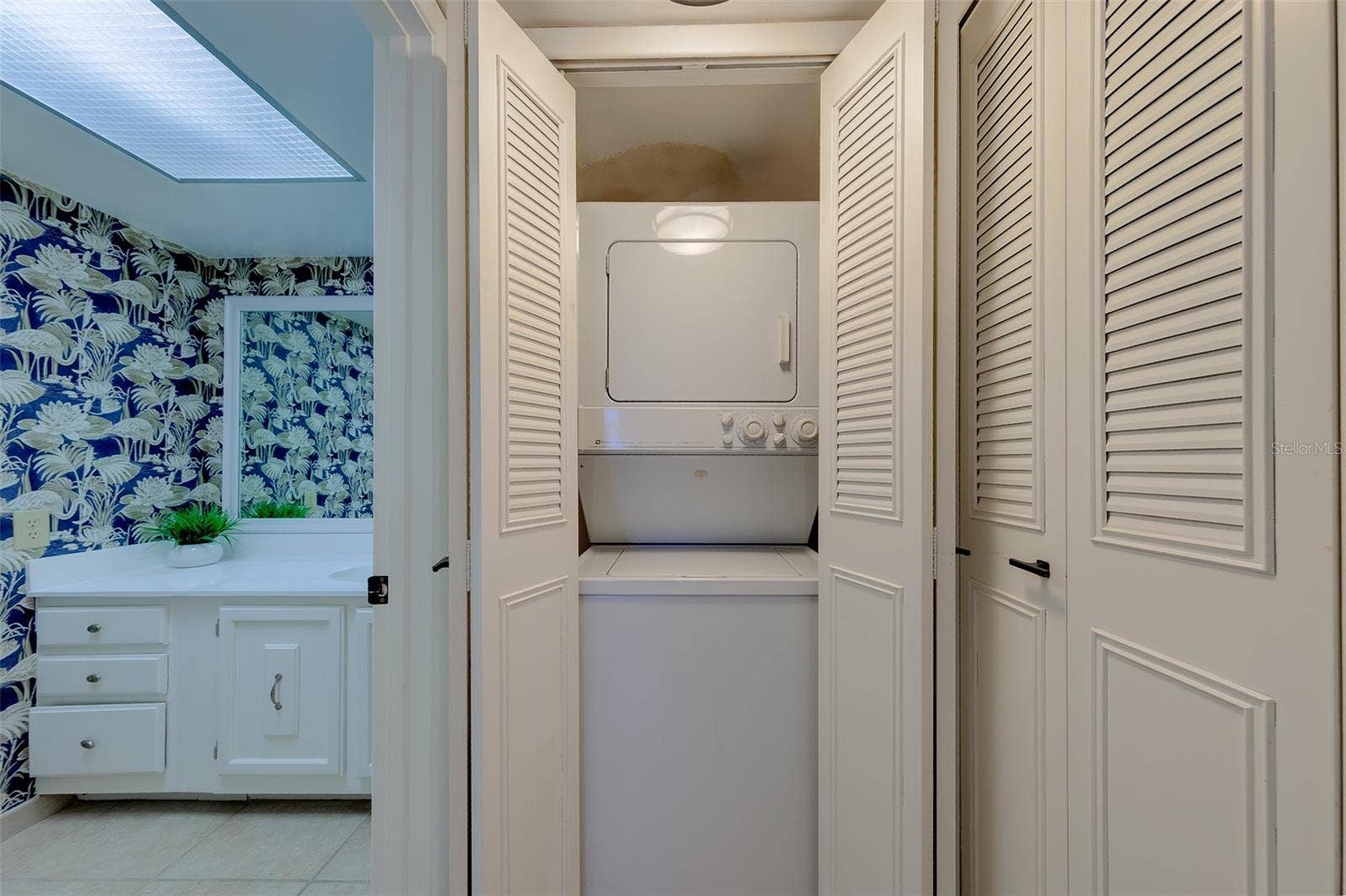 500 N OSCEOLA AVENUE, #609, Clearwater, FL 33755 500 N OSCEOLA AVENUE, #609, Clearwater, FL 33755
