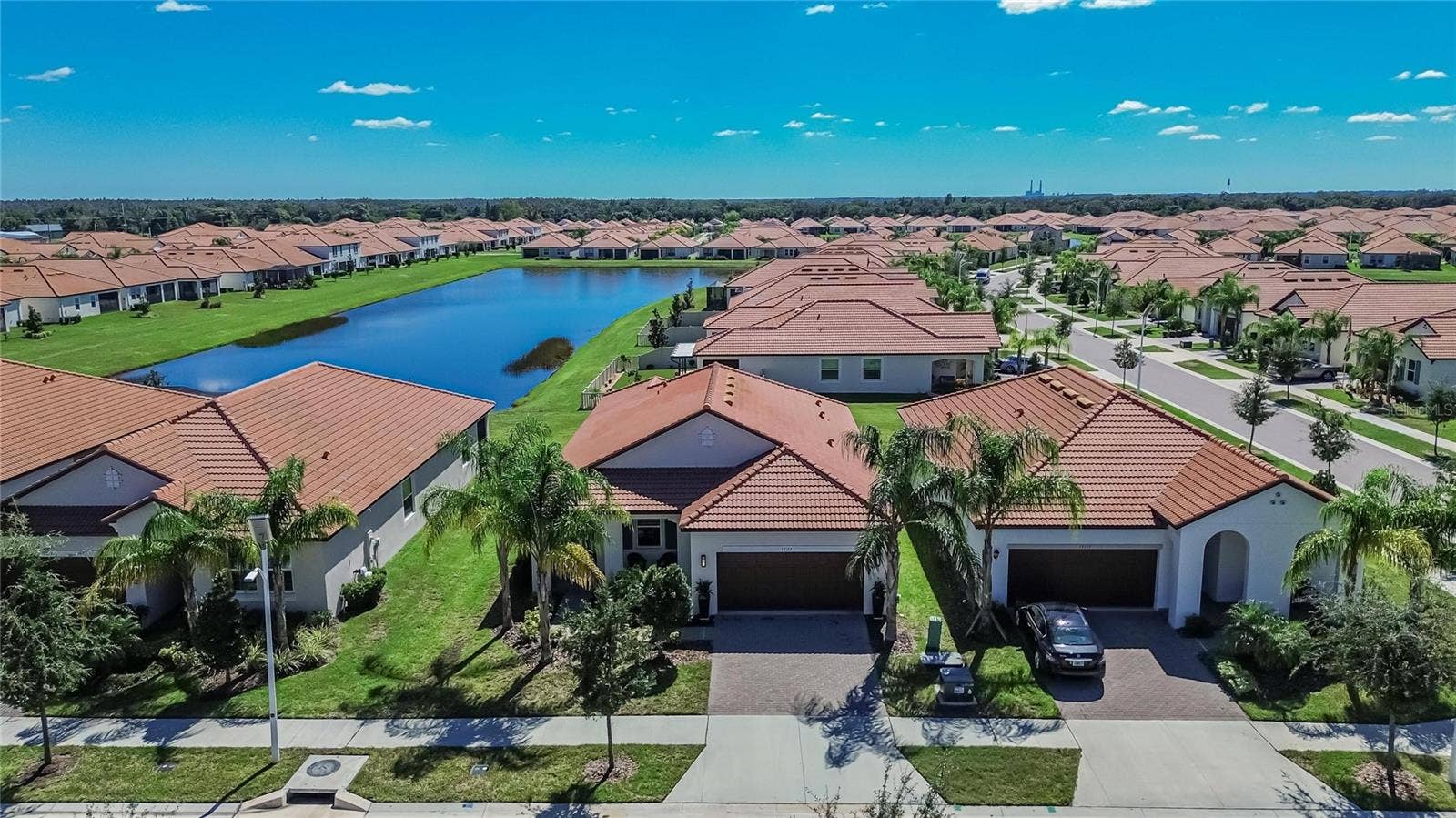 17127 HOLLY WELL AVENUE, Wimauma, FL 33598 17127 HOLLY WELL AVENUE, Wimauma, FL 33598