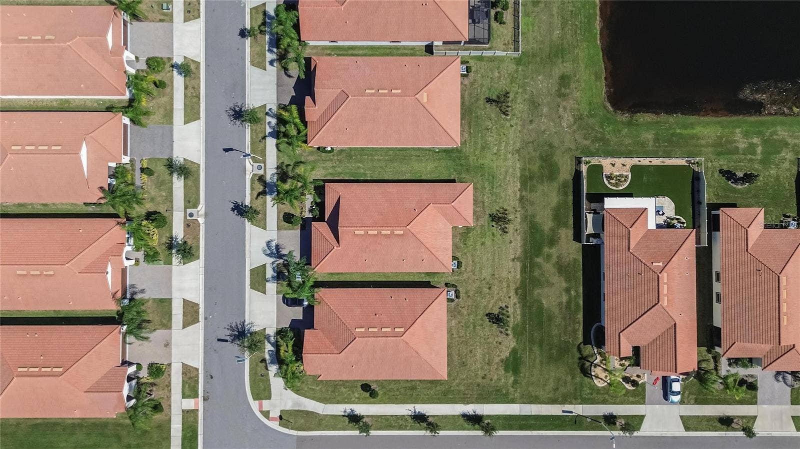 17127 HOLLY WELL AVENUE, Wimauma, FL 33598 17127 HOLLY WELL AVENUE, Wimauma, FL 33598
