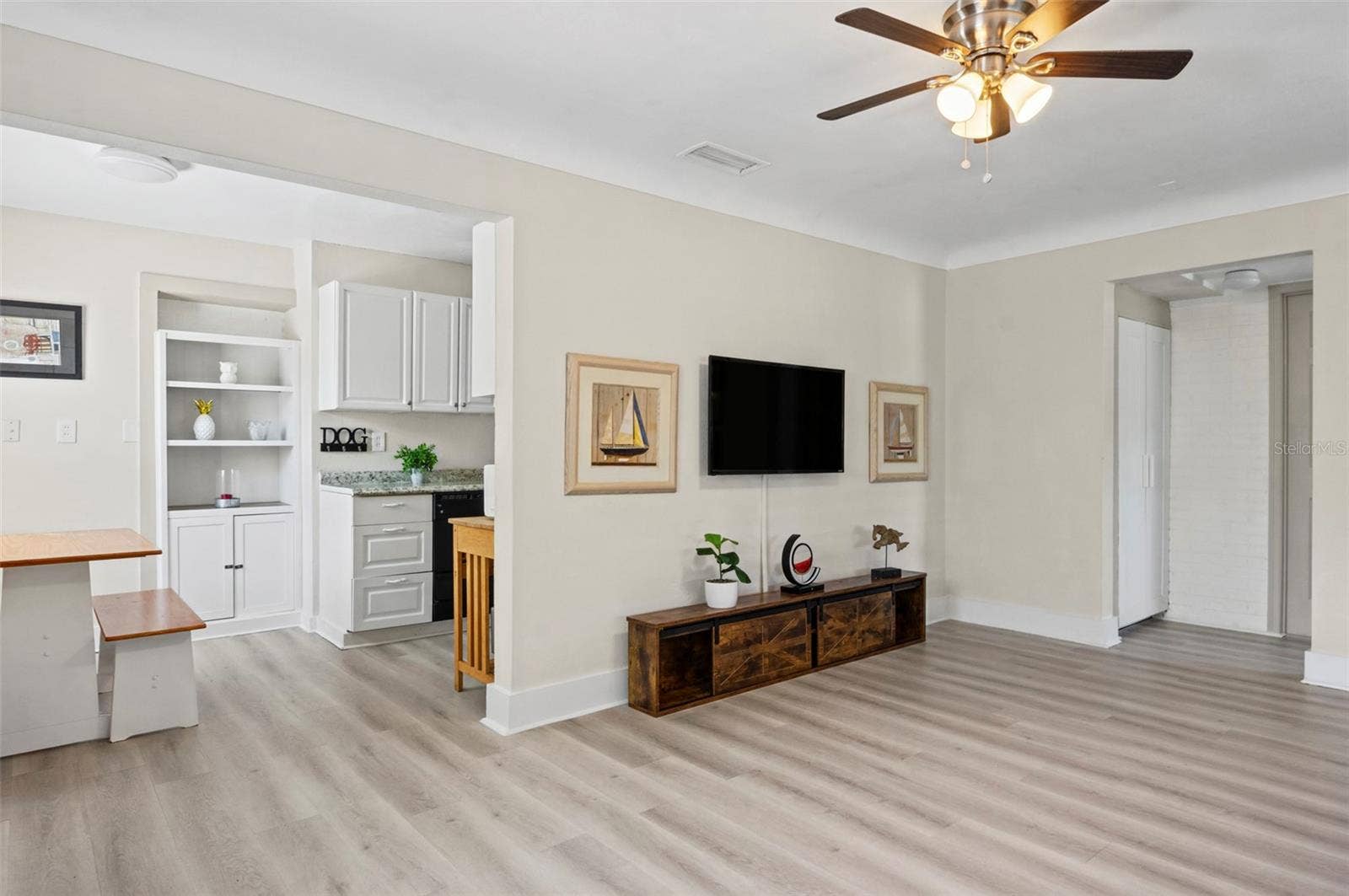 924 32ND STREET N, St Petersburg, FL 33713