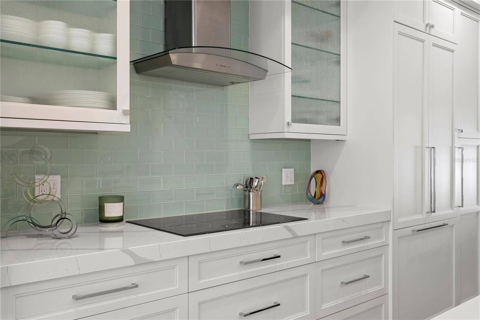 400 REGENT LANE N, St Petersburg, FL 33701 400 REGENT LANE N, St Petersburg, FL 33701