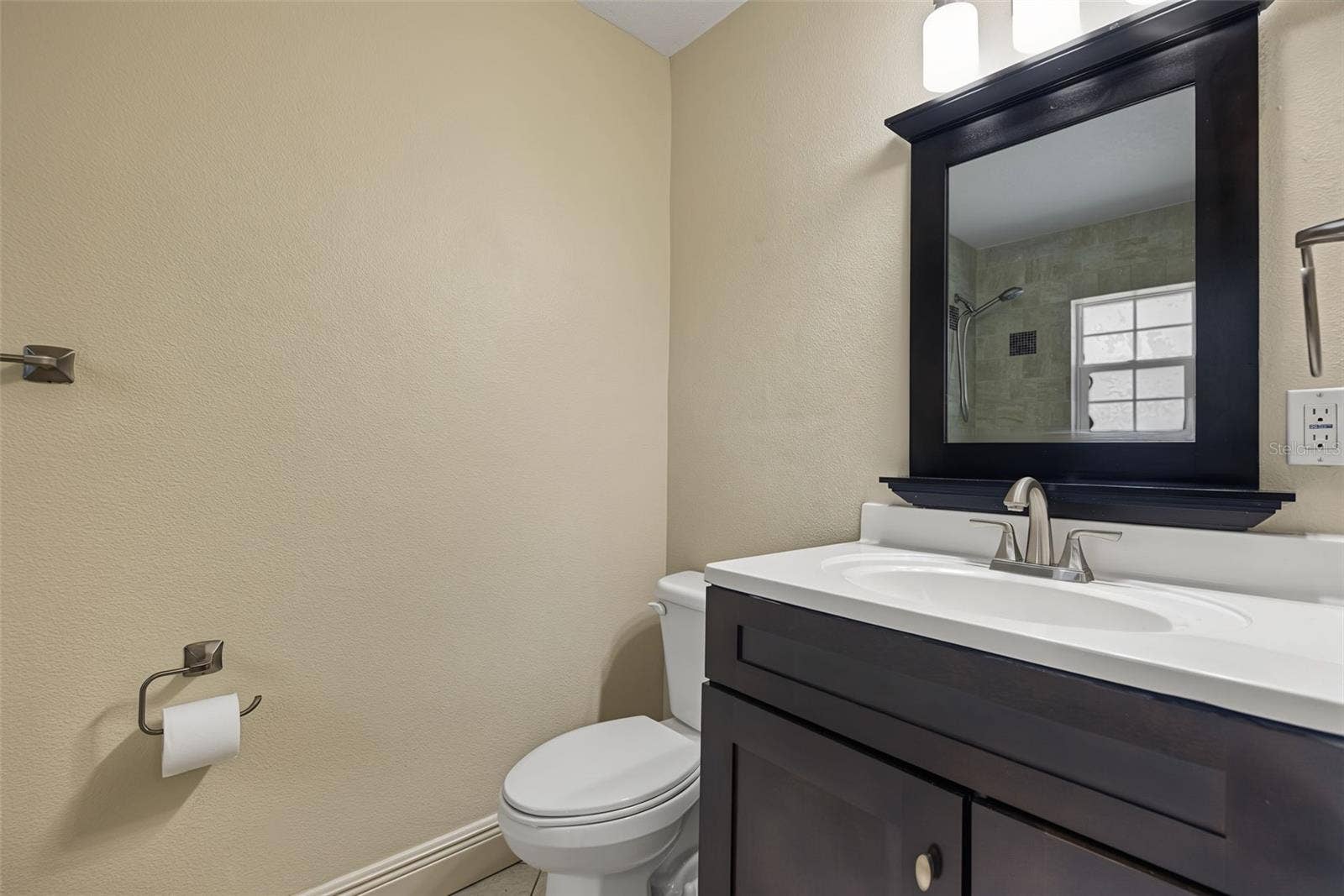 146 33RD AVENUE N, St Petersburg, FL 33704