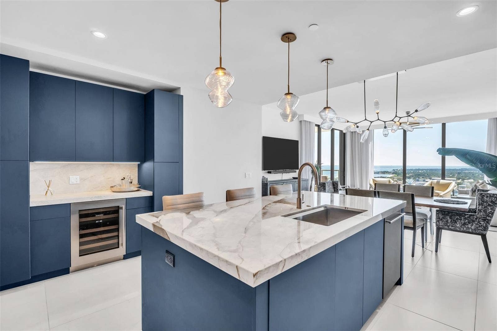 301 1ST STREET S, #2507, St Petersburg, FL 33701 301 1ST STREET S, #2507, St Petersburg, FL 33701