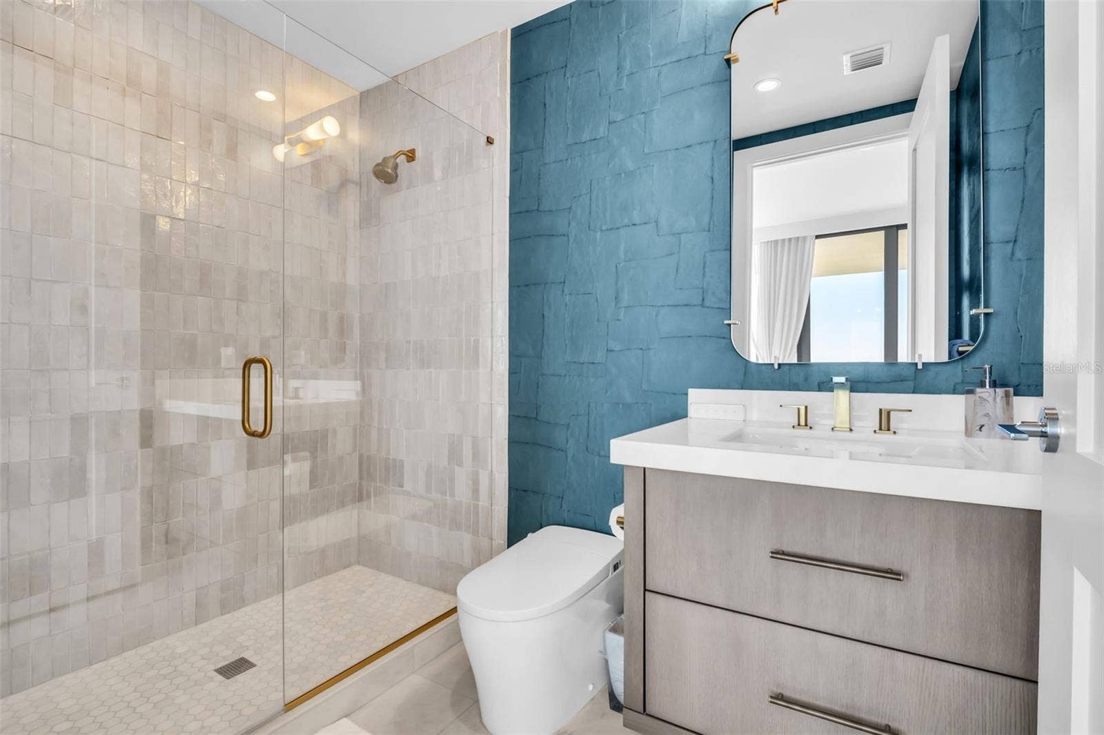 301 1ST STREET S, #2507, St Petersburg, FL 33701 301 1ST STREET S, #2507, St Petersburg, FL 33701