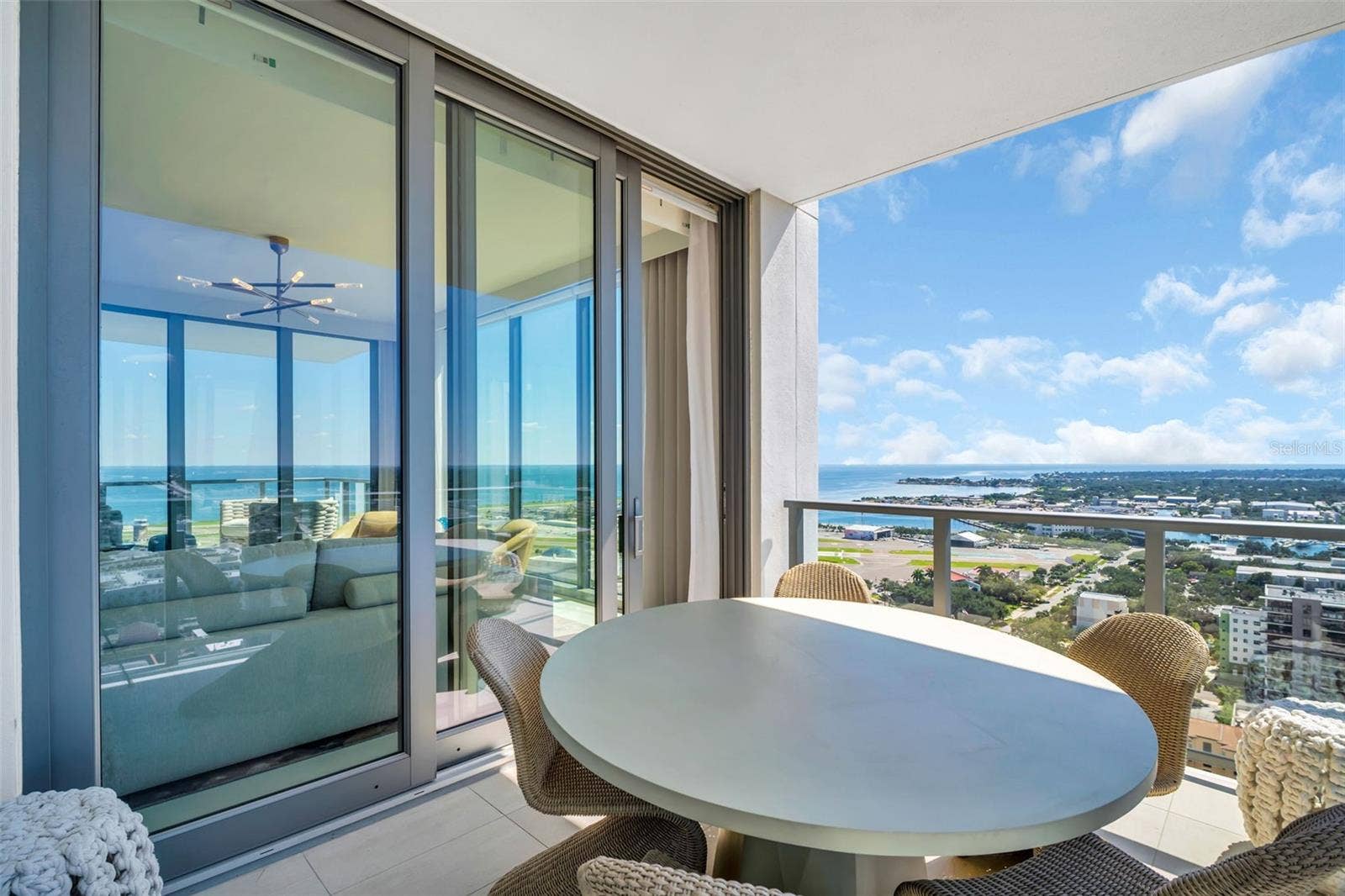 301 1ST STREET S, #2507, St Petersburg, FL 33701 301 1ST STREET S, #2507, St Petersburg, FL 33701
