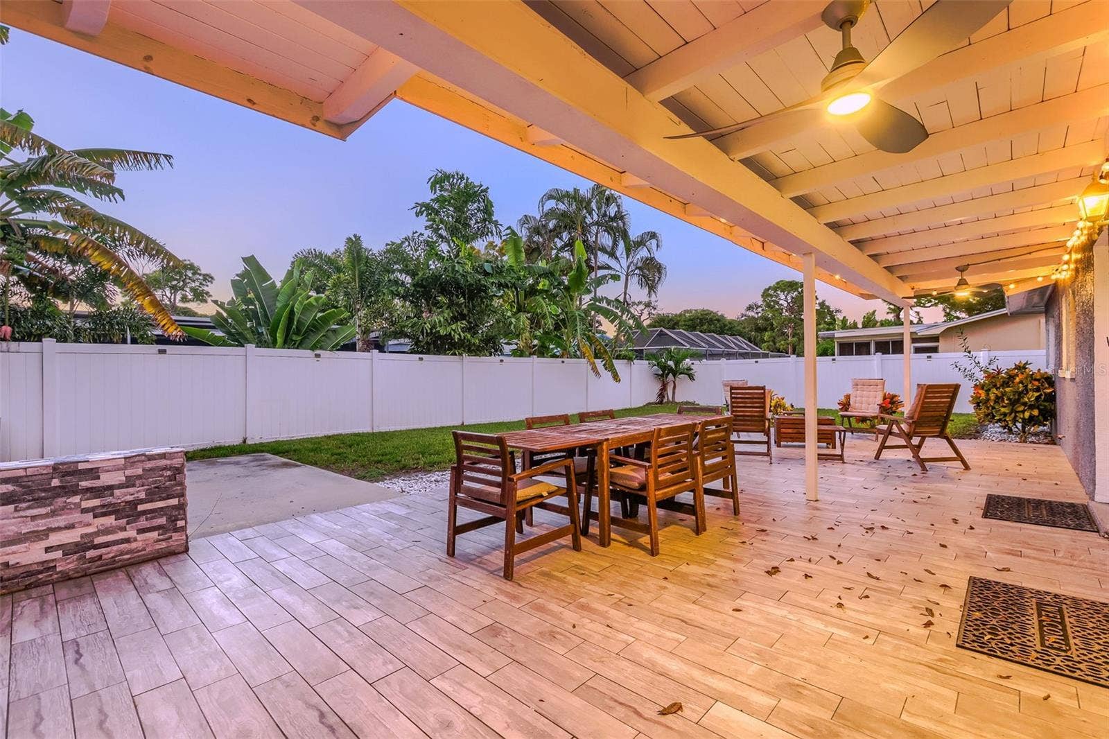 6053 28TH STREET S, St Petersburg, FL 33712 6053 28TH STREET S, St Petersburg, FL 33712