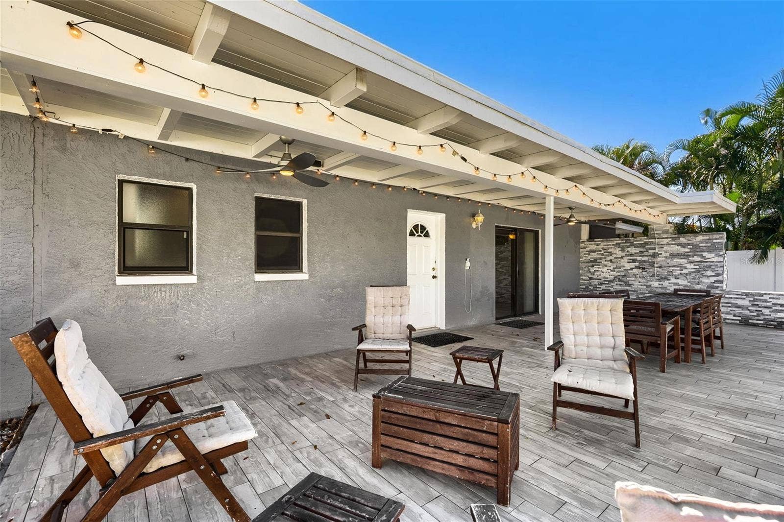 6053 28TH STREET S, St Petersburg, FL 33712 6053 28TH STREET S, St Petersburg, FL 33712