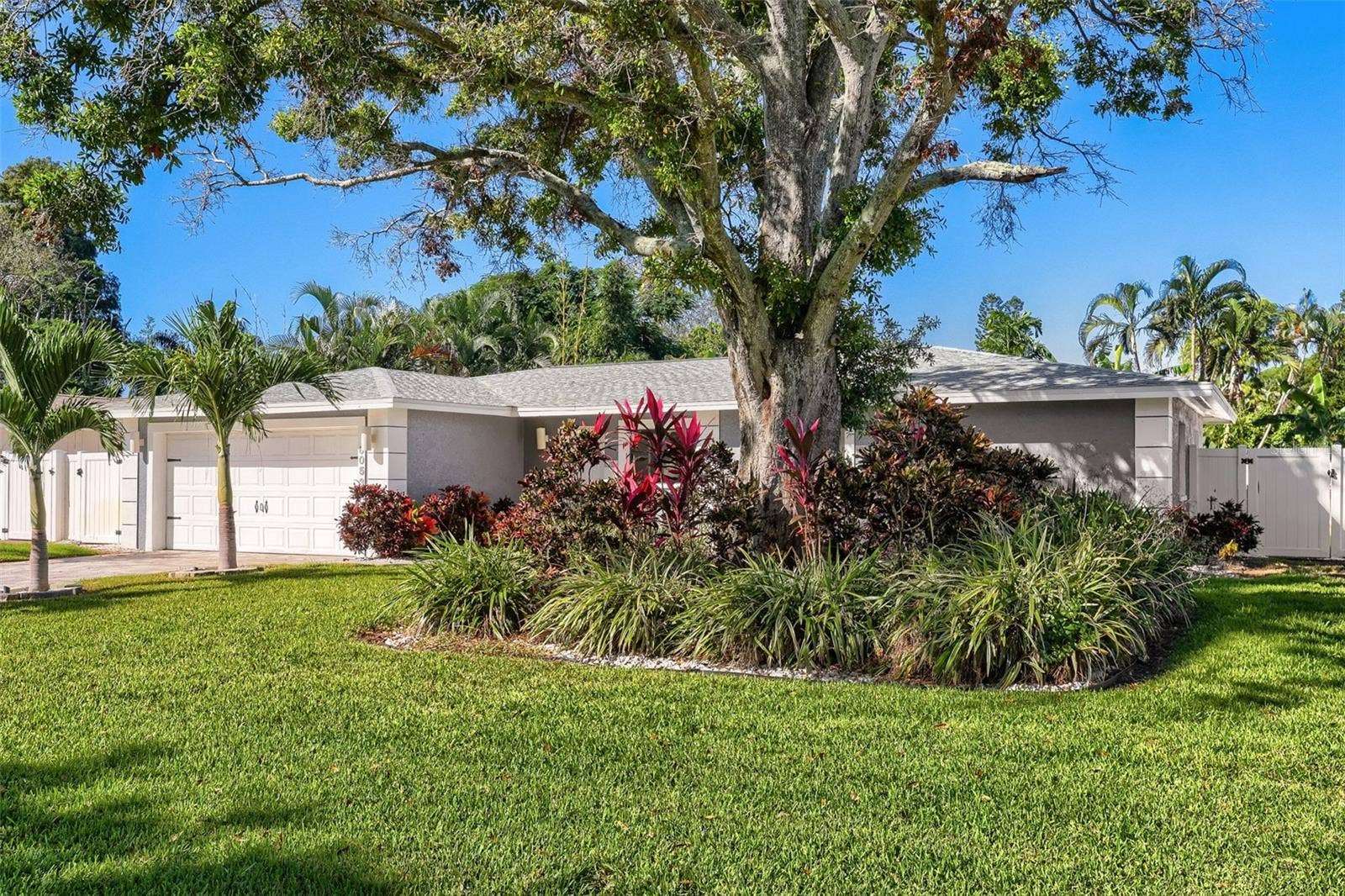 6053 28TH STREET S, St Petersburg, FL 33712 6053 28TH STREET S, St Petersburg, FL 33712