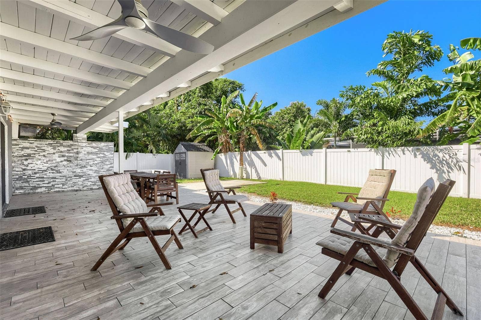 6053 28TH STREET S, St Petersburg, FL 33712 6053 28TH STREET S, St Petersburg, FL 33712