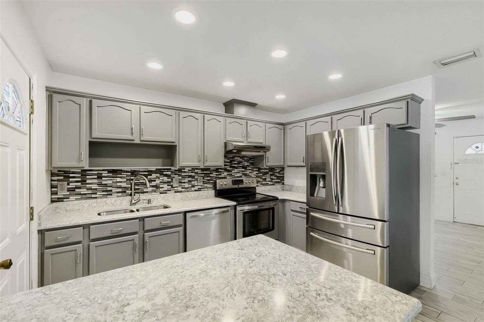 6053 28TH STREET S, St Petersburg, FL 33712 6053 28TH STREET S, St Petersburg, FL 33712