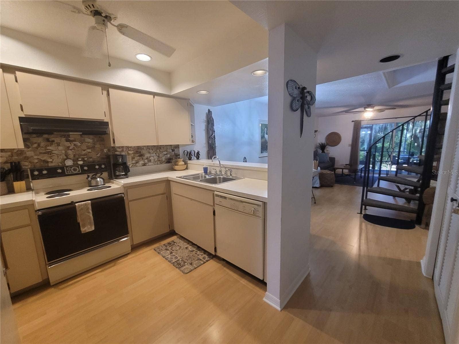 1328 CYPRESS COVE COURT, Inverness, FL 34450 1328 CYPRESS COVE COURT, Inverness, FL 34450
