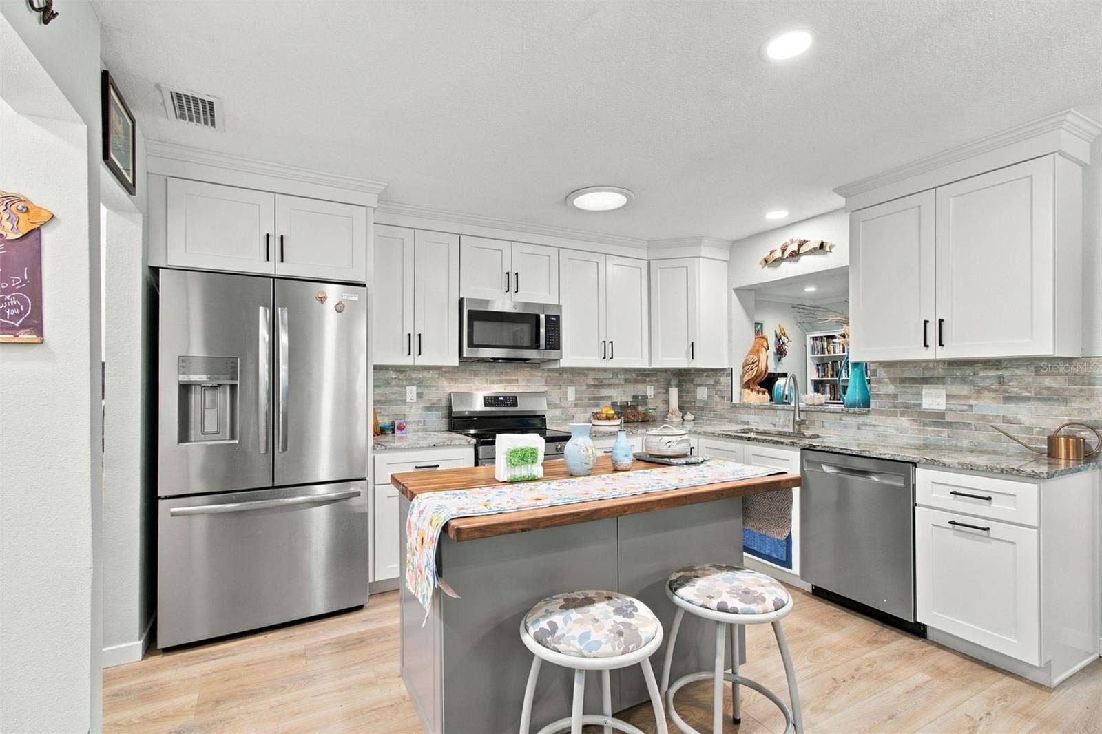 395 GEORGIA AVENUE, Crystal Beach, FL 34681 395 GEORGIA AVENUE, Crystal Beach, FL 34681