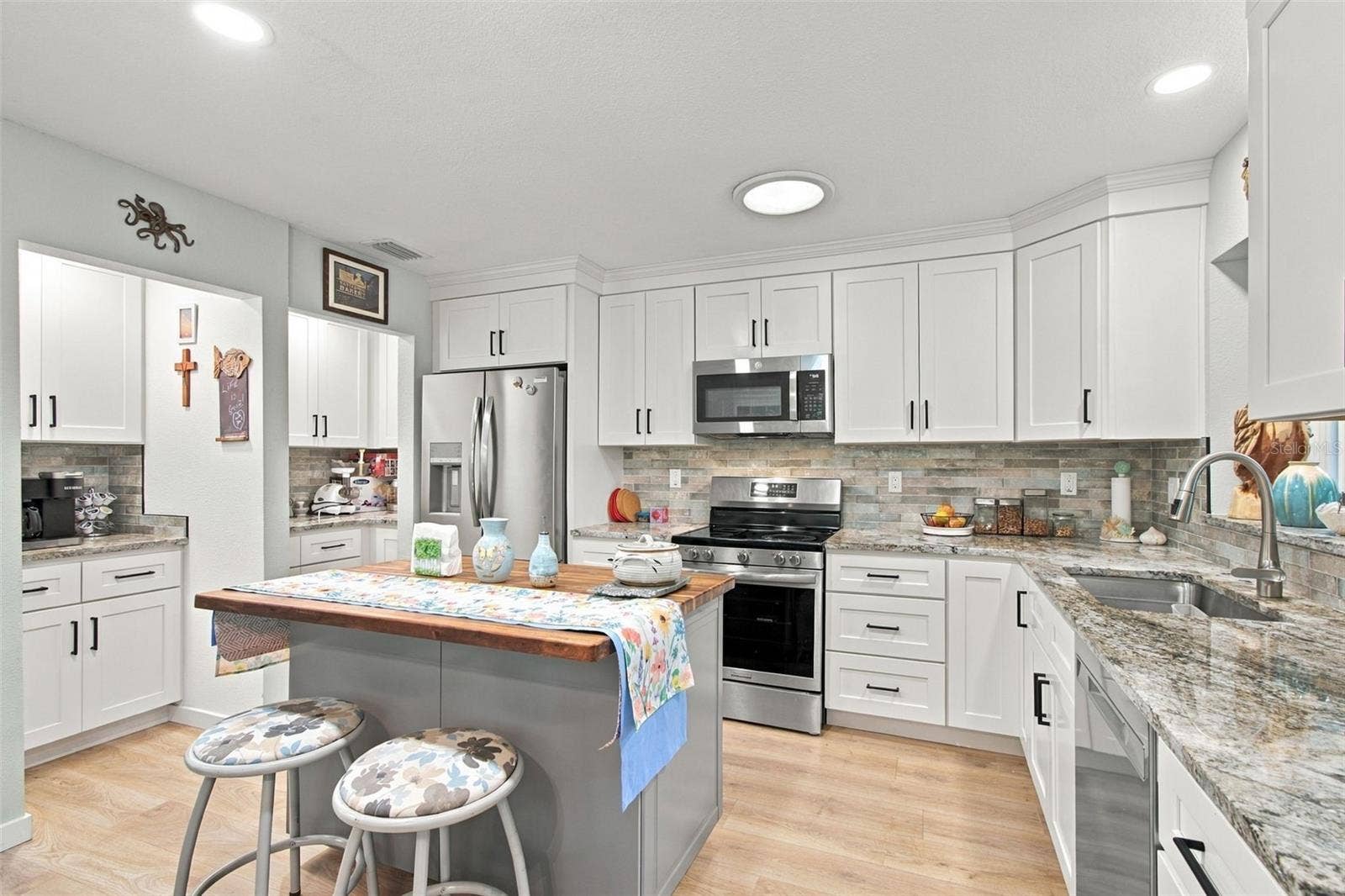 395 GEORGIA AVENUE, Crystal Beach, FL 34681 395 GEORGIA AVENUE, Crystal Beach, FL 34681