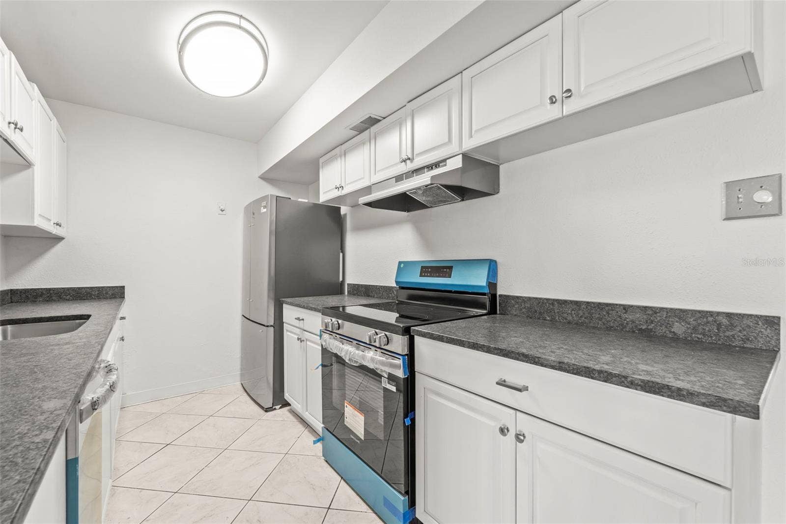 10355 PARADISE BOULEVARD, #403, Treasure Island, FL 33706