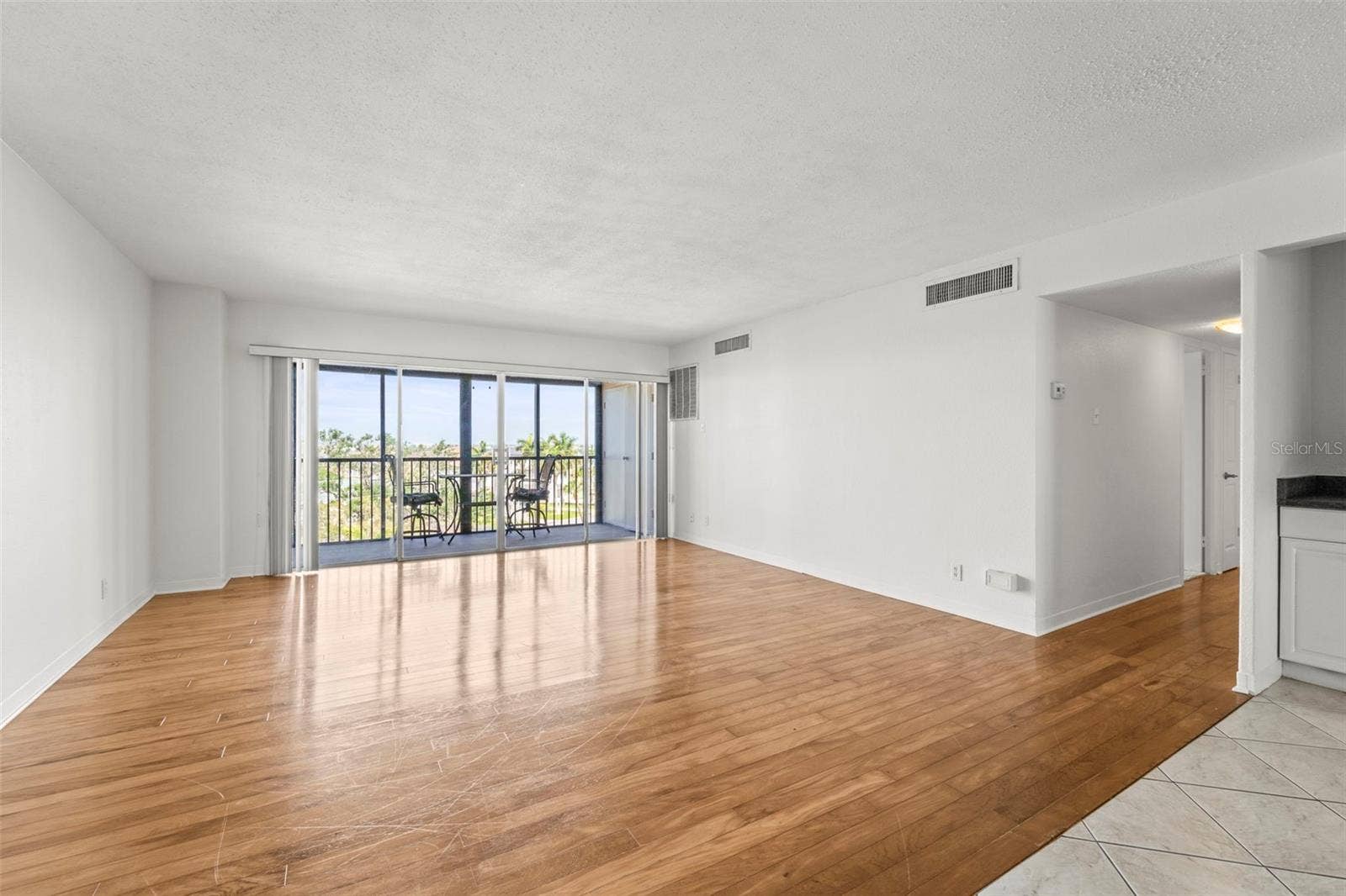10355 PARADISE BOULEVARD, #403, Treasure Island, FL 33706