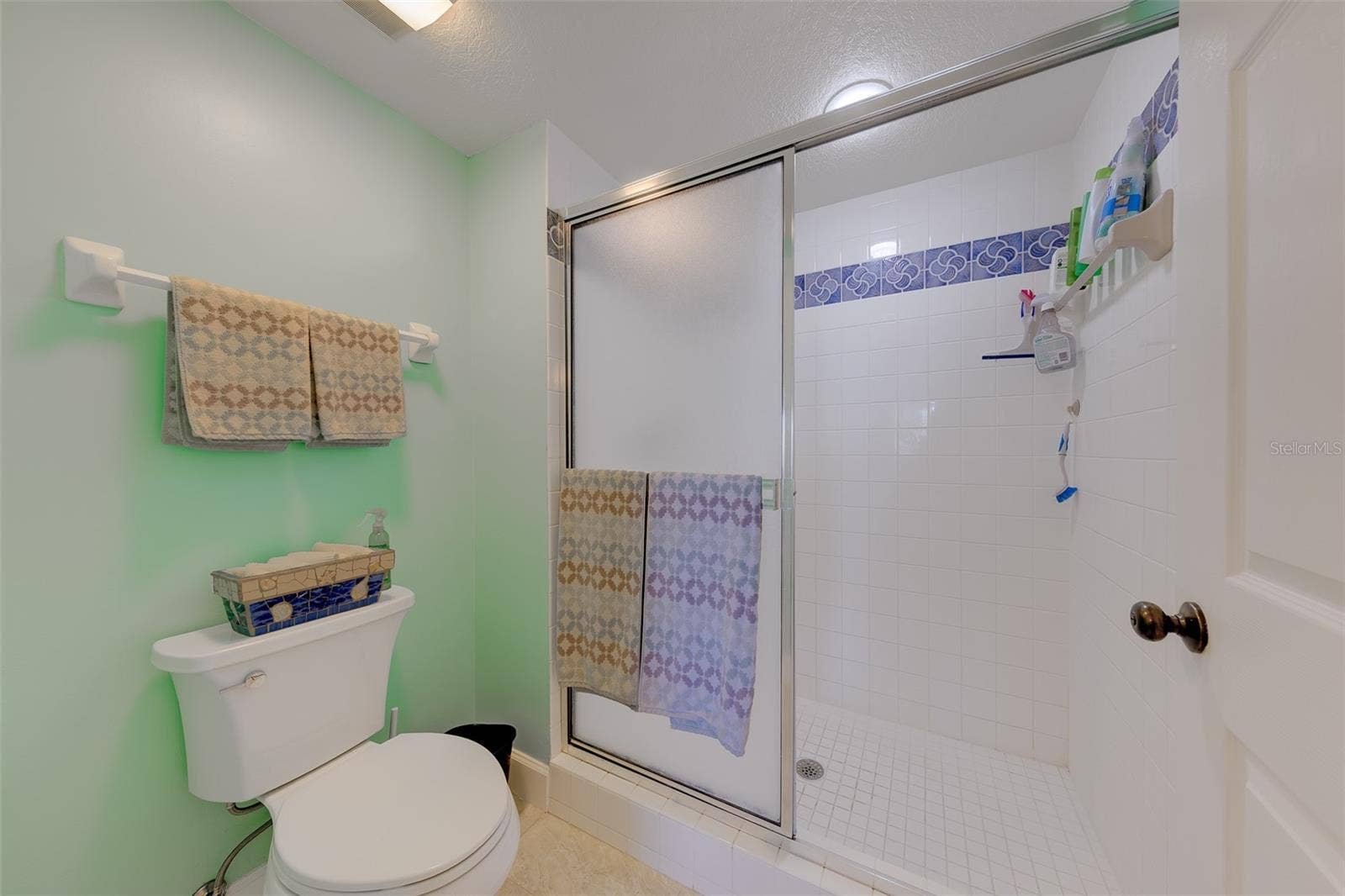 16600 GULF BOULEVARD, #433, North Redington Beach, FL 33708 Master Shower
