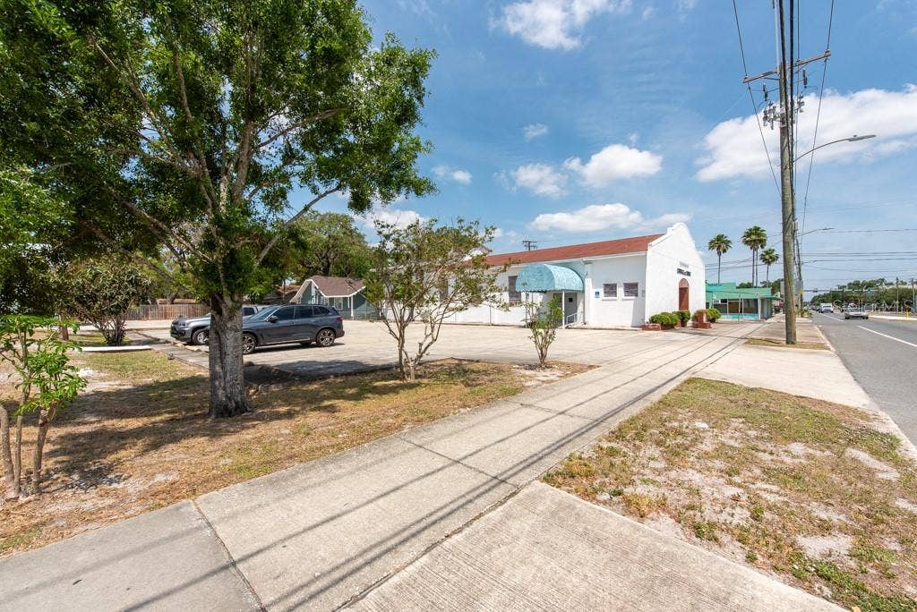 4608 N NEBRASKA AVENUE, Tampa, FL 33603 4608 N NEBRASKA AVENUE, Tampa, FL 33603