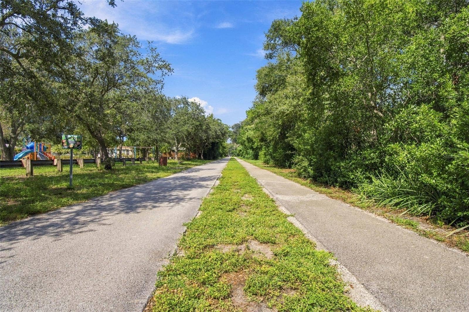 1145 CHARLES STREET, Clearwater, FL 33755 1145 CHARLES STREET, Clearwater, FL 33755