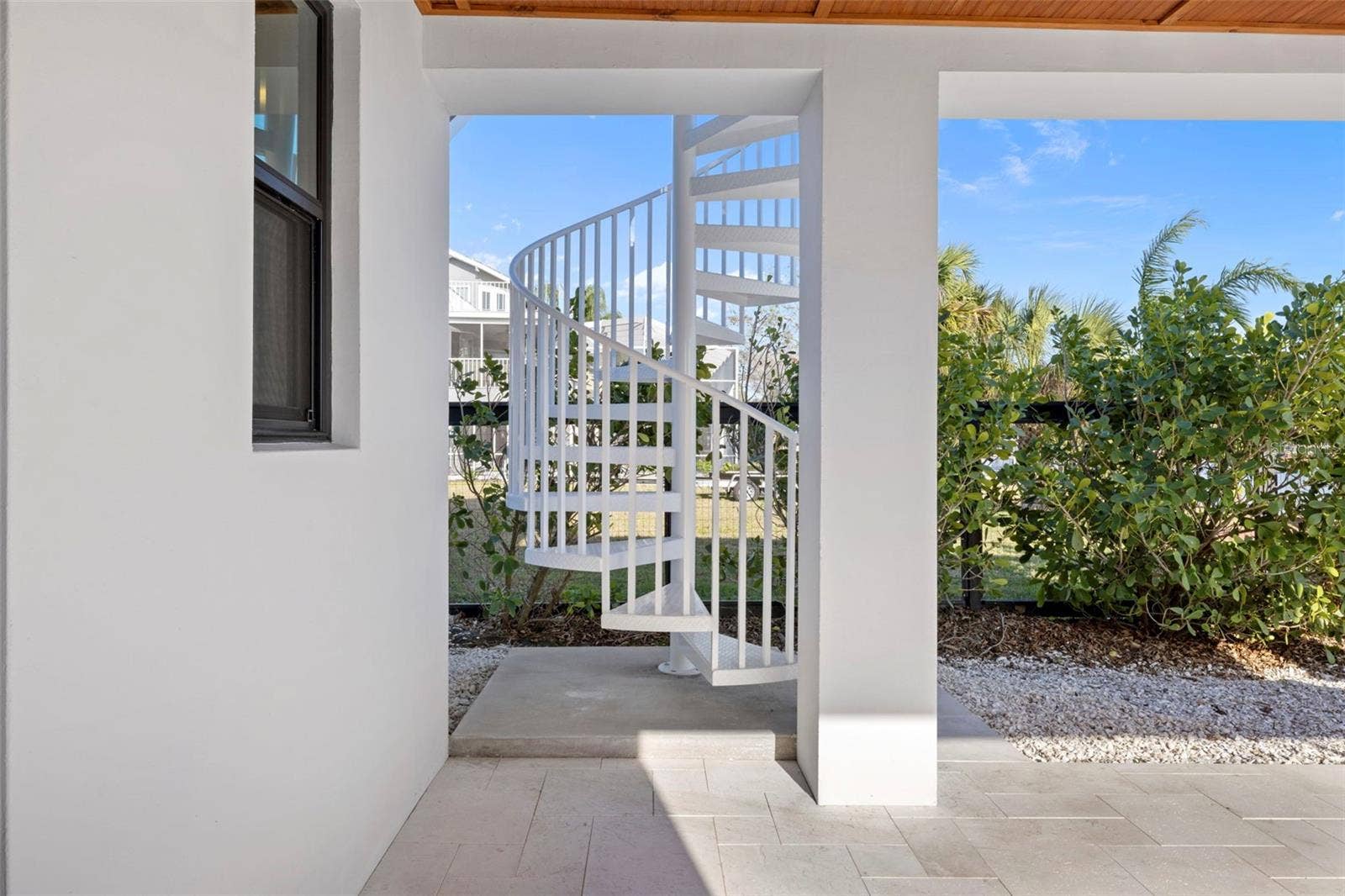 521 BAYWOOD DRIVE S, Dunedin, FL 34698 521 BAYWOOD DRIVE S, Dunedin, FL 34698