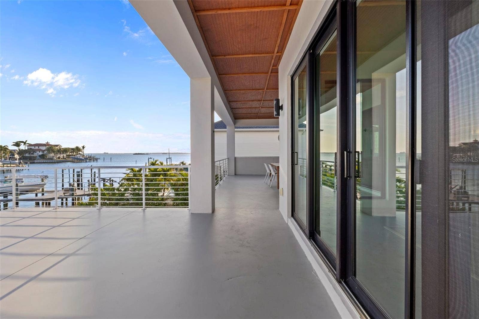 521 BAYWOOD DRIVE S, Dunedin, FL 34698 521 BAYWOOD DRIVE S, Dunedin, FL 34698