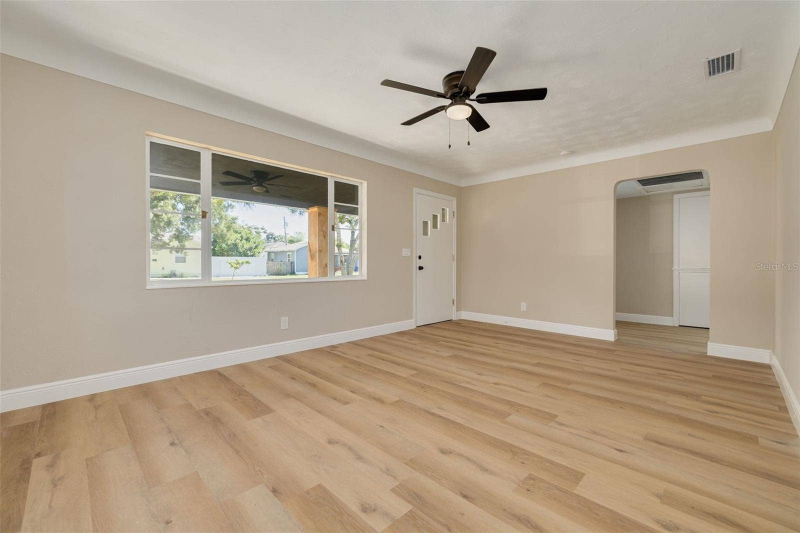 3138 YALE STREET N, St Petersburg, FL 33713