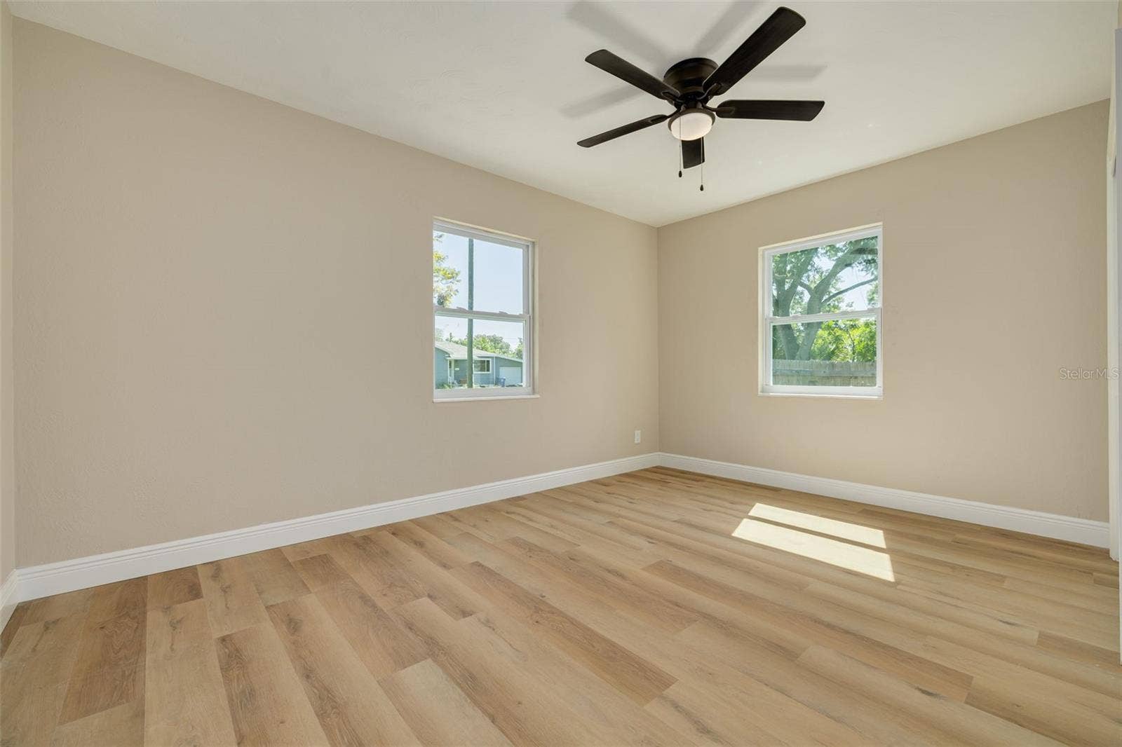 3138 YALE STREET N, St Petersburg, FL 33713