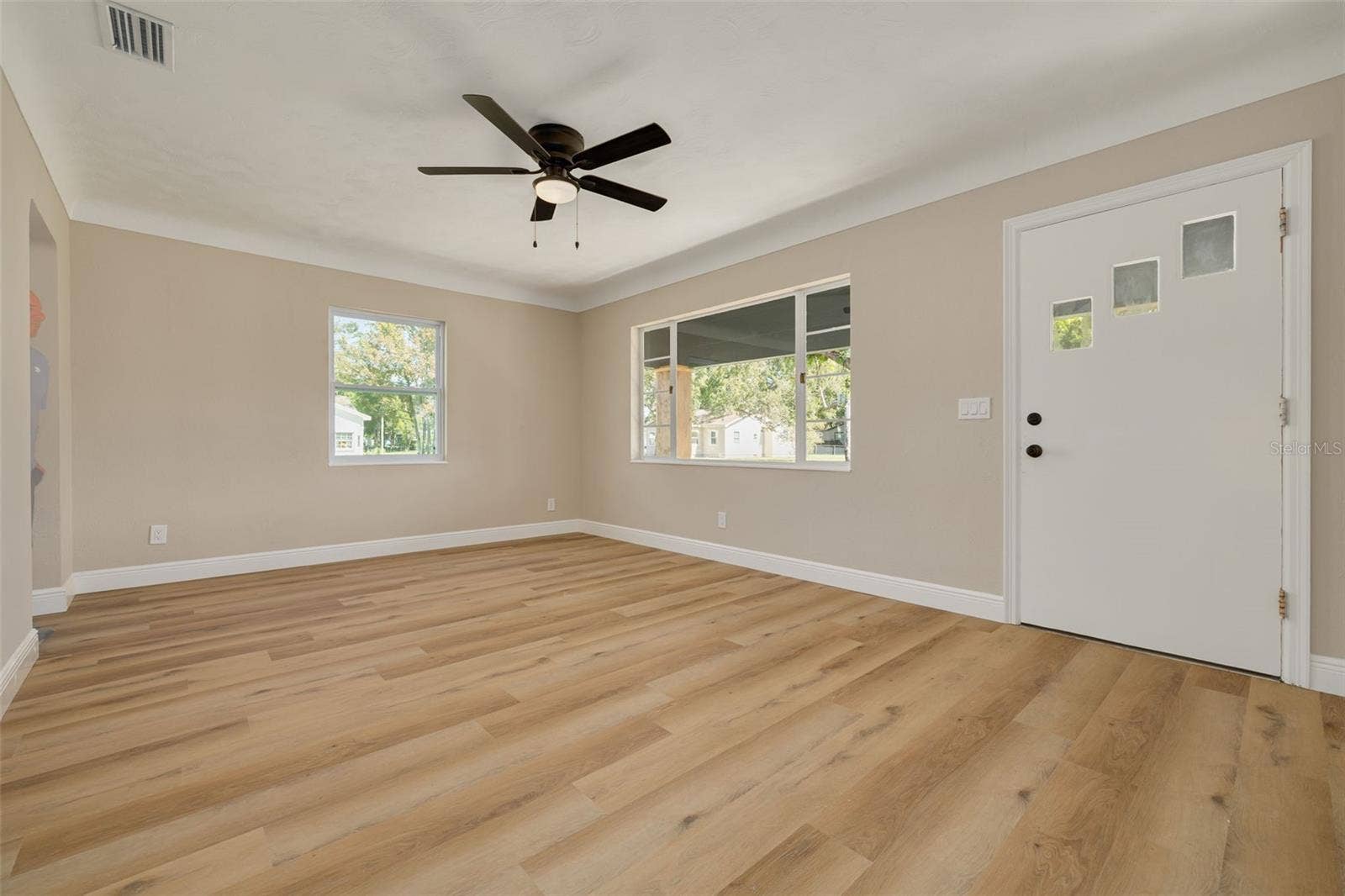 3138 YALE STREET N, St Petersburg, FL 33713