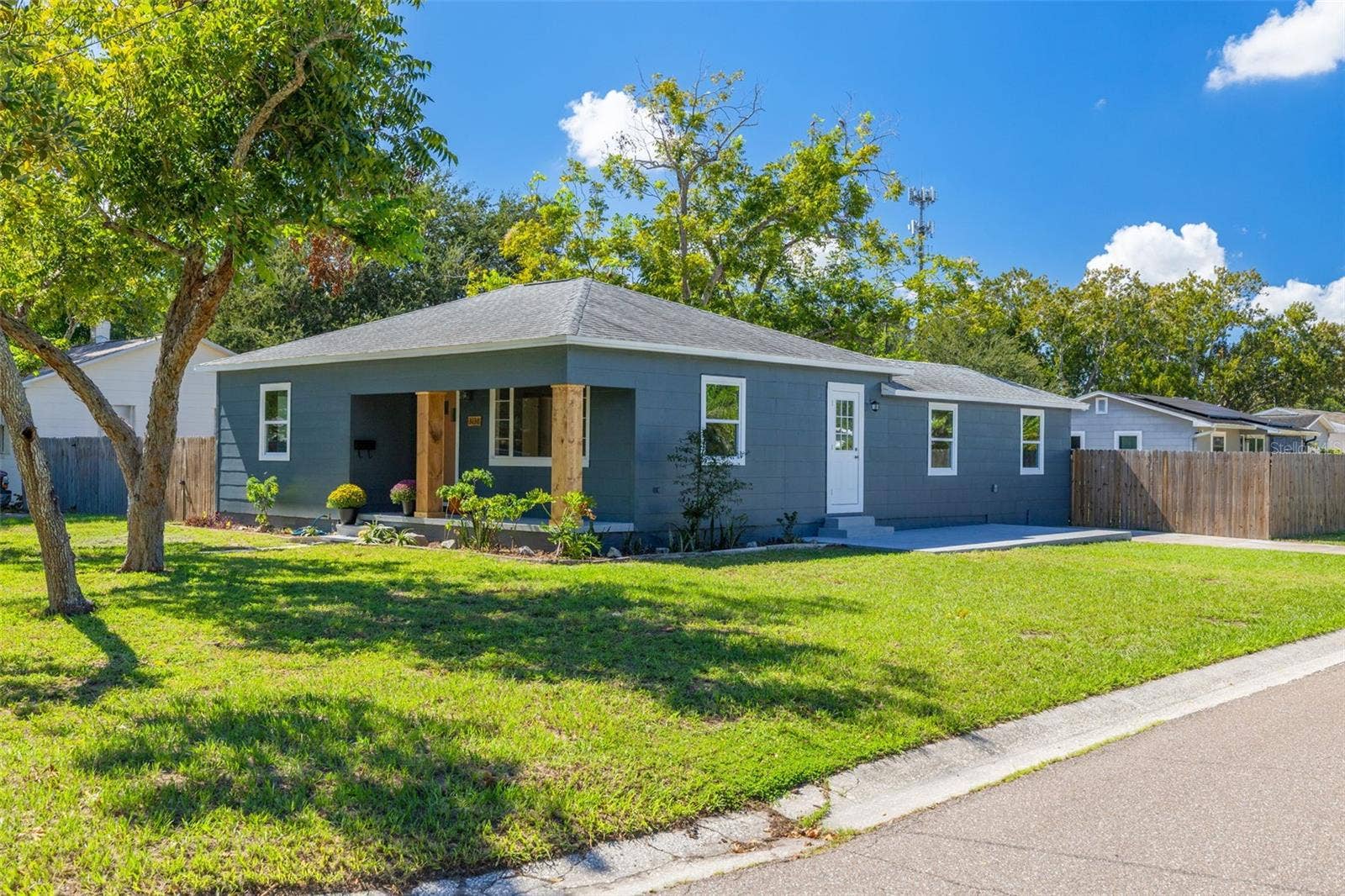 3138 YALE STREET N, St Petersburg, FL 33713