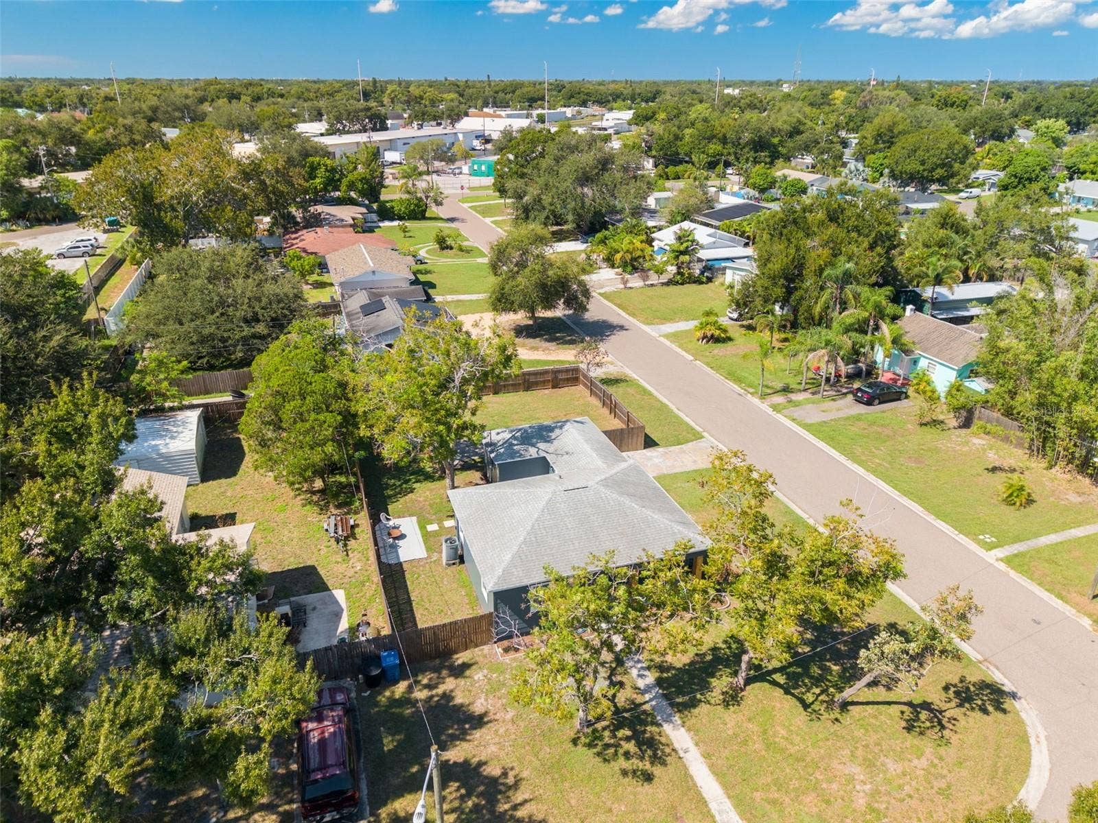 3138 YALE STREET N, St Petersburg, FL 33713
