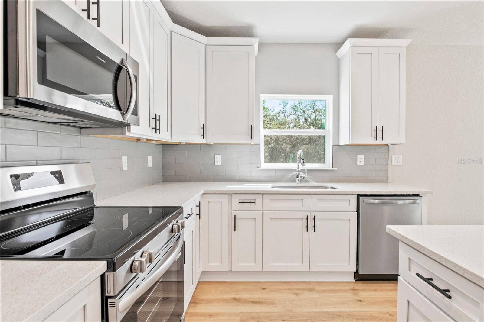 13290 SNOWY PLOVER AVENUE, Weeki Wachee, FL 34614 Kitchen