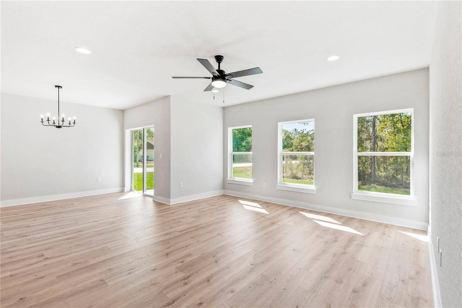 13290 SNOWY PLOVER AVENUE, Weeki Wachee, FL 34614 Living Room