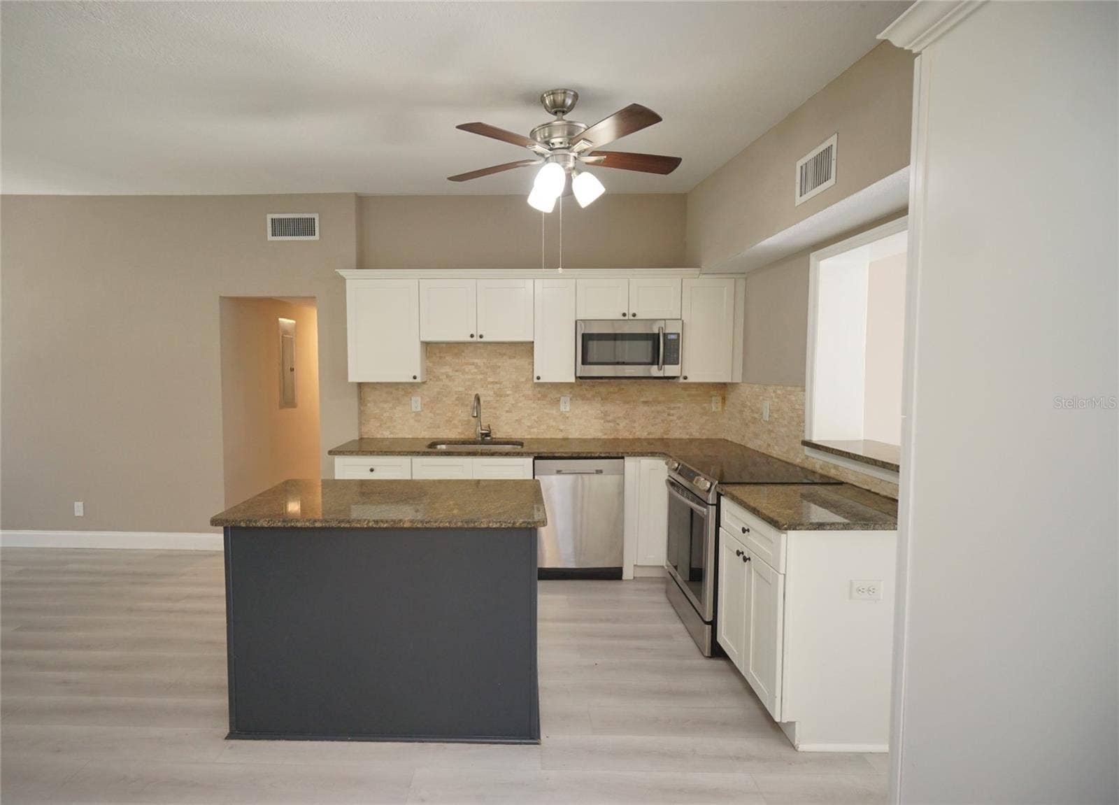 3519 W PRICE AVENUE, Tampa, FL 33611 3519 W PRICE AVENUE, Tampa, FL 33611