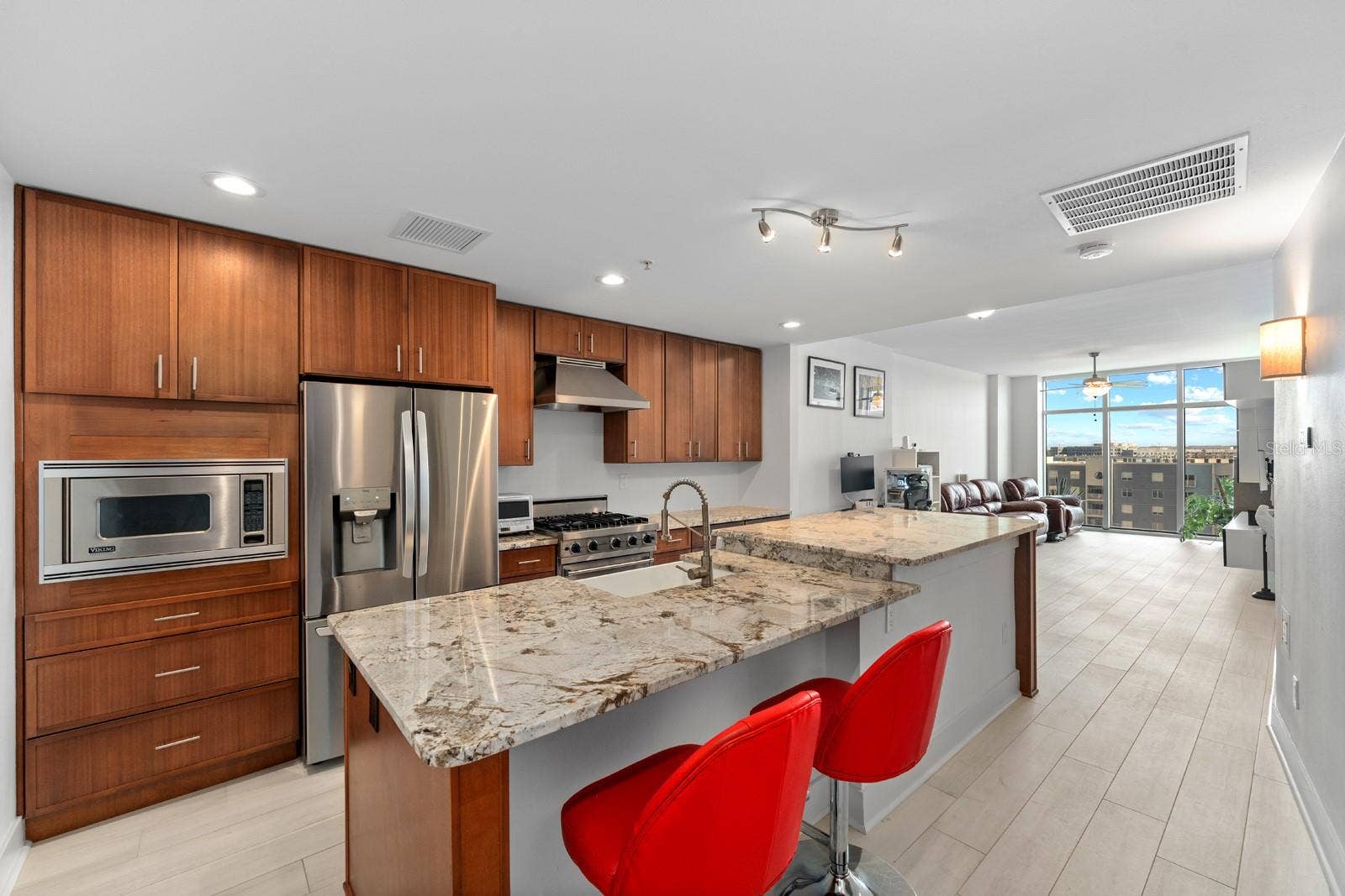 1208 E KENNEDY BOULEVARD, #723, Tampa, FL 33602