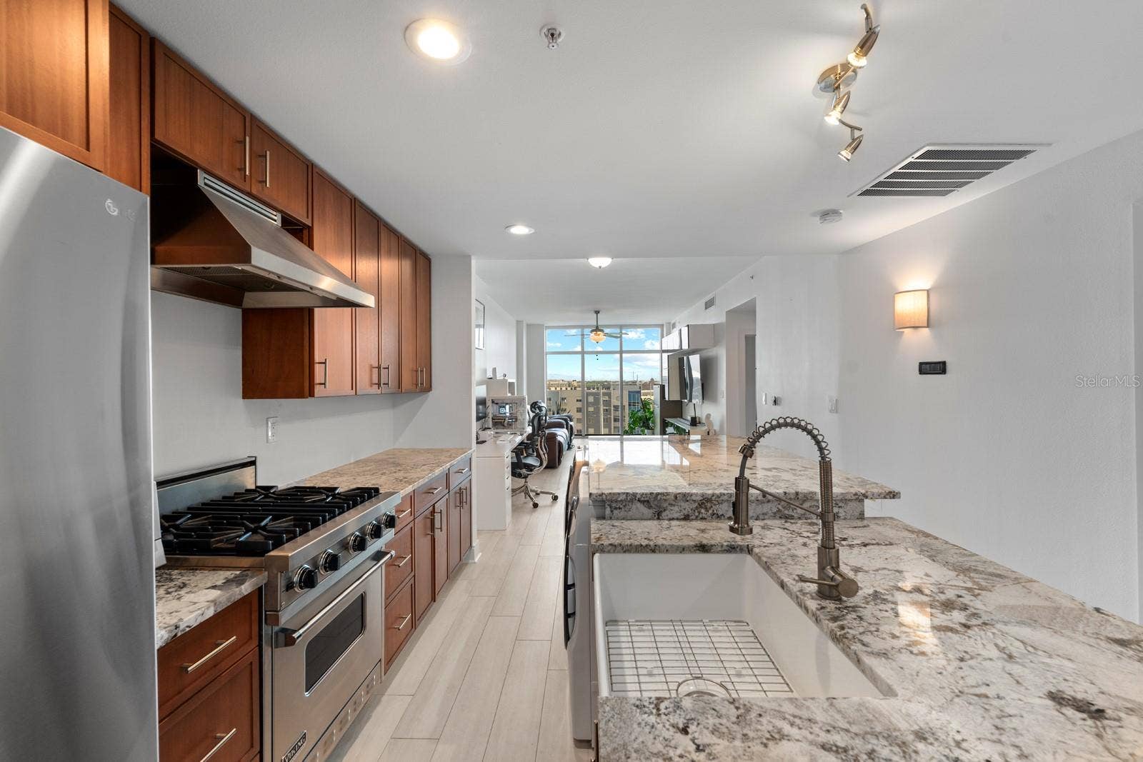 1208 E KENNEDY BOULEVARD, #723, Tampa, FL 33602