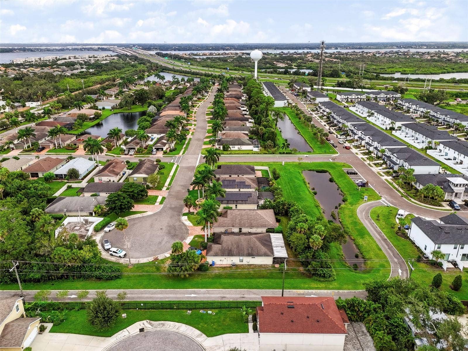 105 SAN LORENZO COURT, Bradenton, FL 34208 105 SAN LORENZO COURT, Bradenton, FL 34208