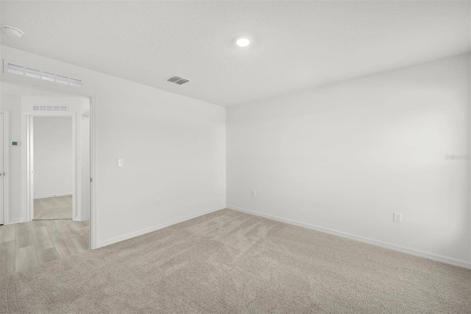 13249 TULA LOOP, Astatula, FL 34705 13249 TULA LOOP, Astatula, FL 34705
