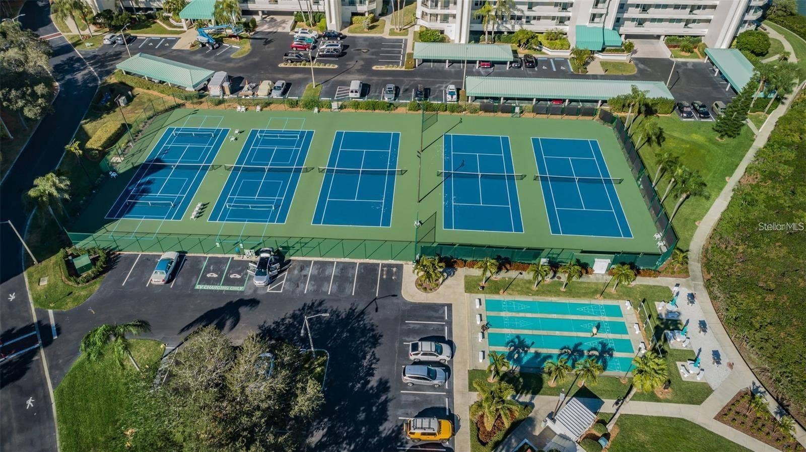 8021 SAILBOAT KEY BOULEVARD S, #304, St Petersburg, FL 33707 8021 SAILBOAT KEY BOULEVARD S, #304, St Petersburg, FL 33707