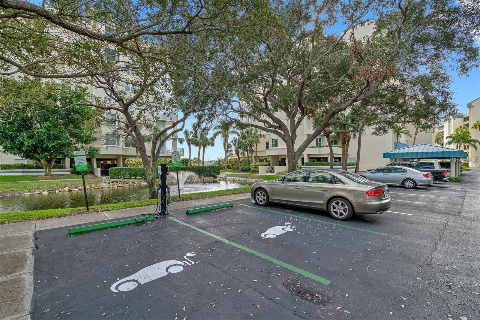 8021 SAILBOAT KEY BOULEVARD S, #304, St Petersburg, FL 33707 8021 SAILBOAT KEY BOULEVARD S, #304, St Petersburg, FL 33707