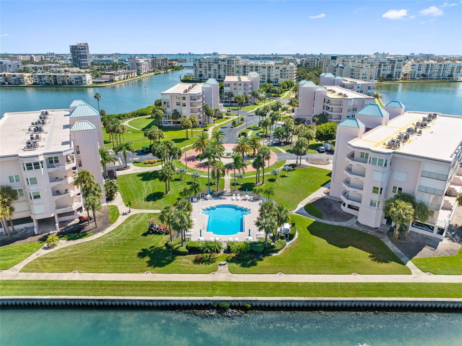 8021 SAILBOAT KEY BOULEVARD S, #304, St Petersburg, FL 33707 8021 SAILBOAT KEY BOULEVARD S, #304, St Petersburg, FL 33707