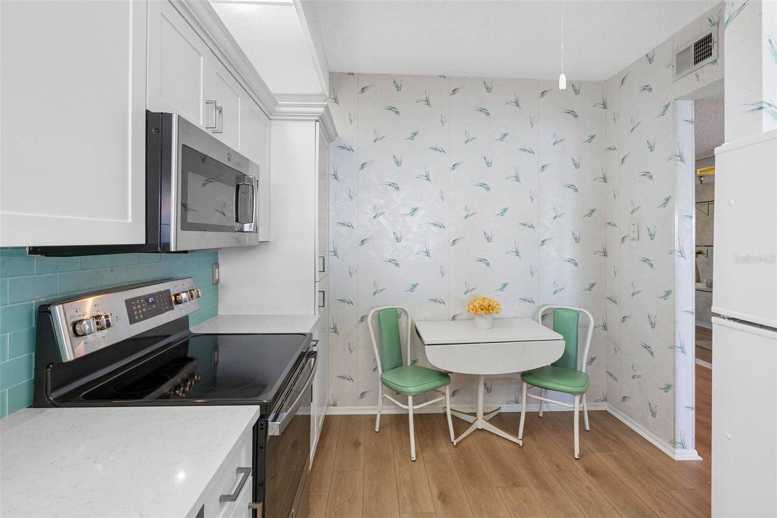 8021 SAILBOAT KEY BOULEVARD S, #304, St Petersburg, FL 33707 8021 SAILBOAT KEY BOULEVARD S, #304, St Petersburg, FL 33707