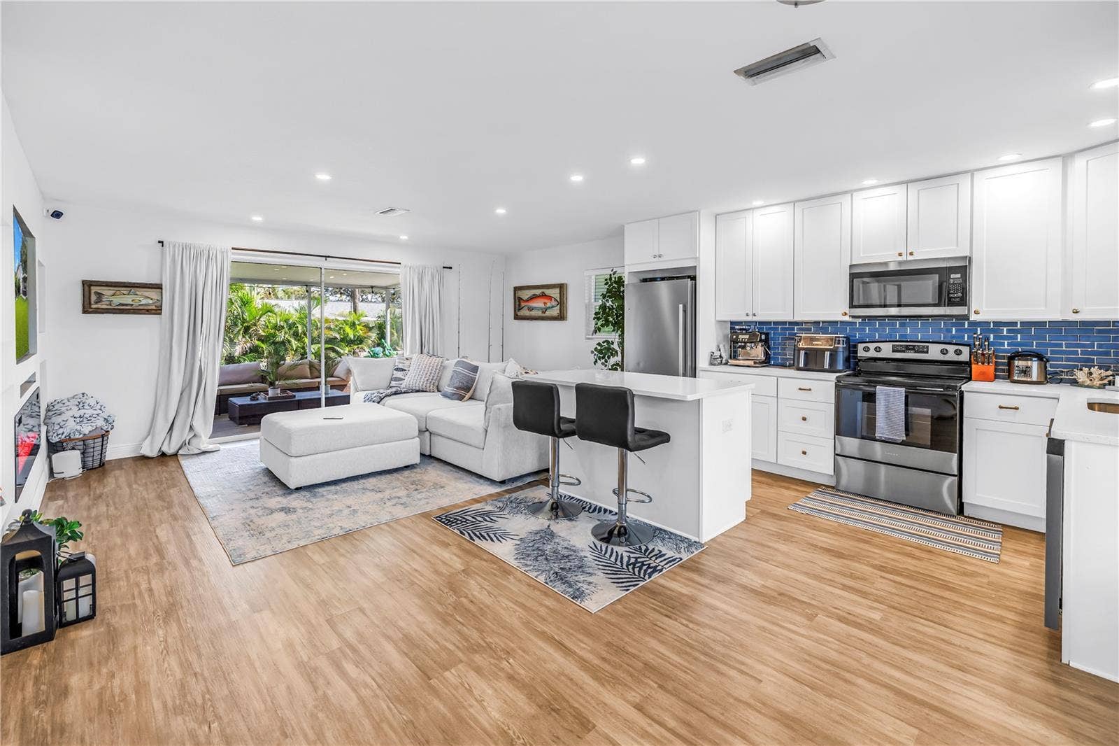 8001 RIDGE ROAD, Seminole, FL 33772 8001 RIDGE ROAD, Seminole, FL 33772